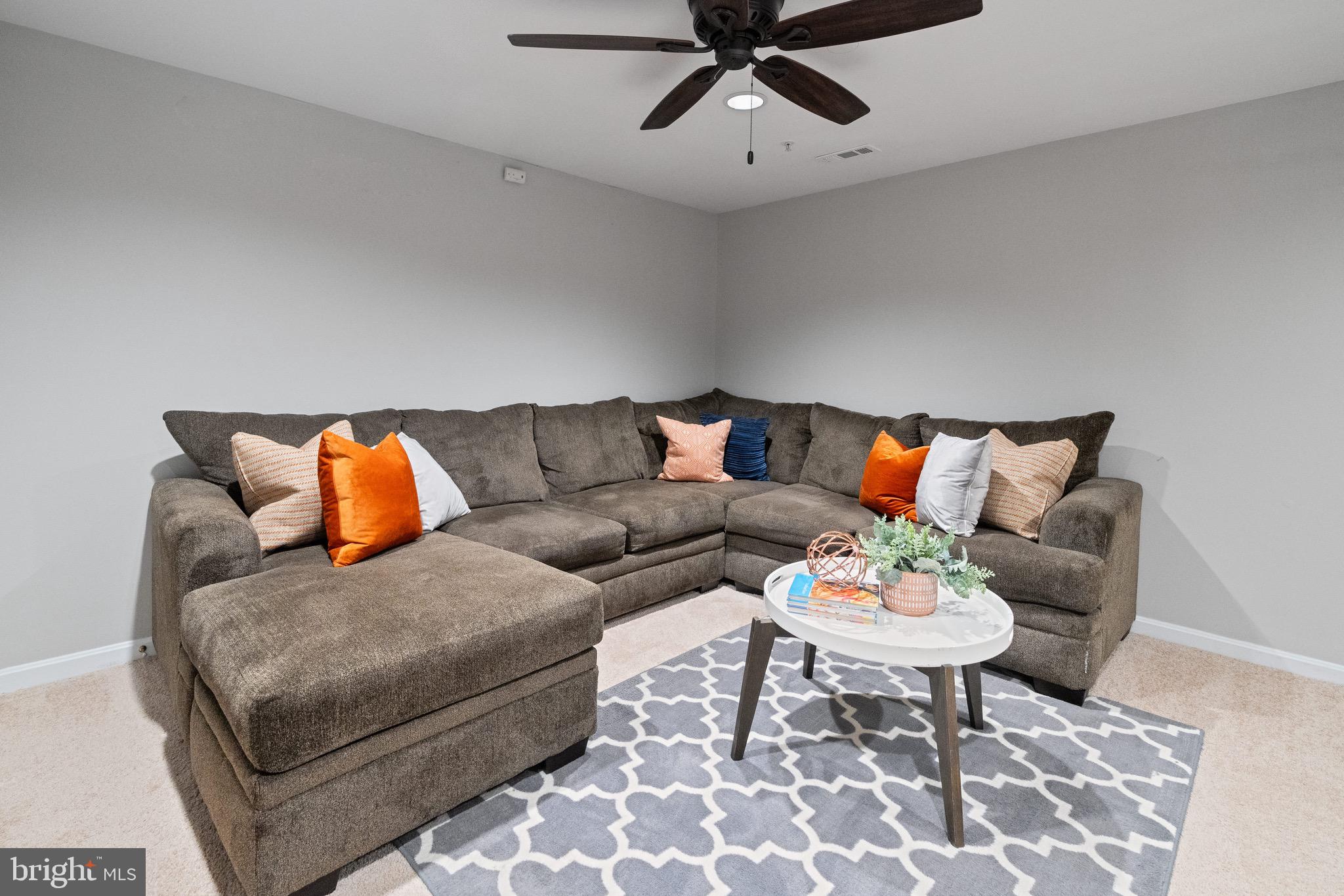 CEDARSIDE FARM - Residential