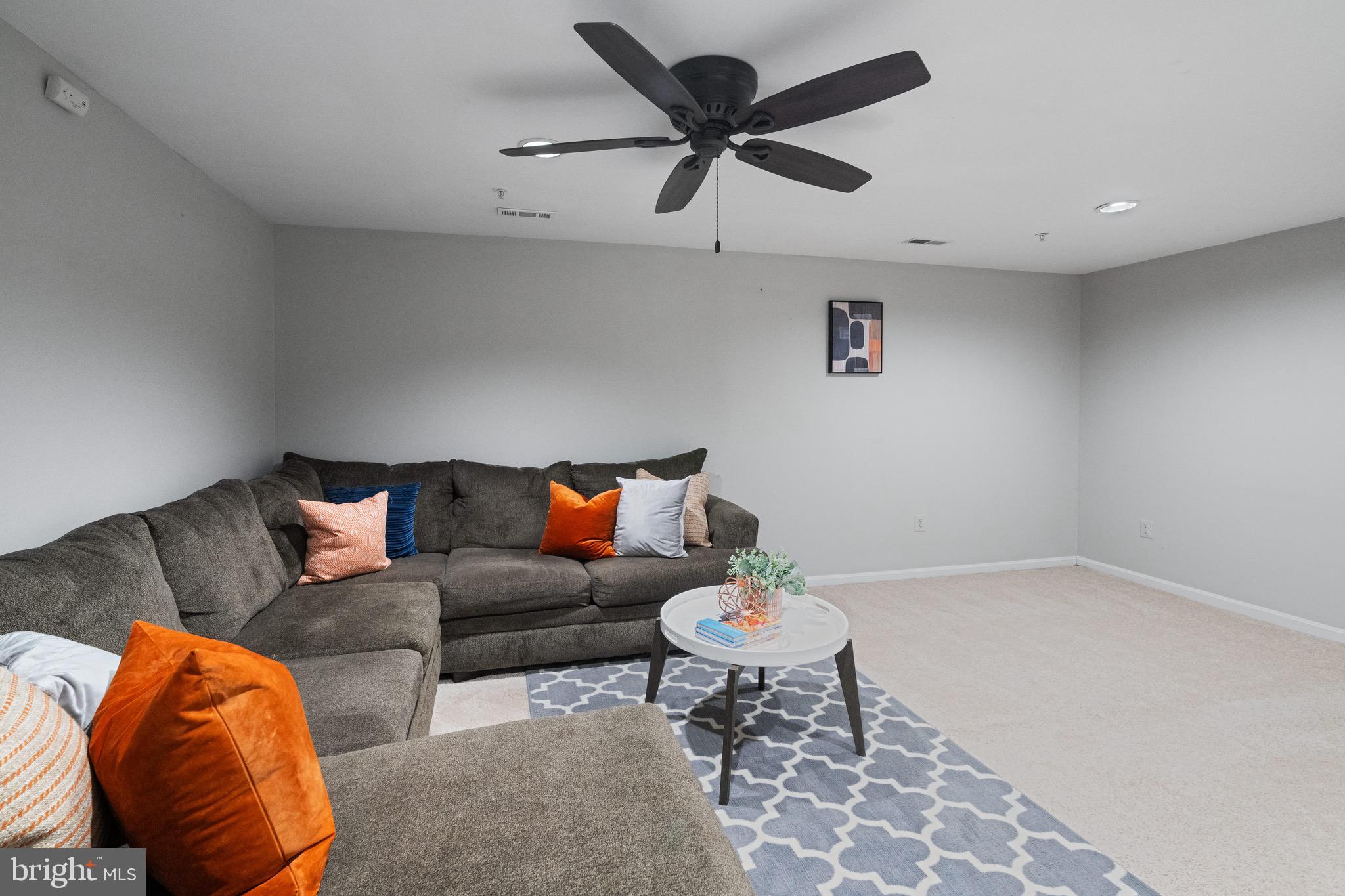 CEDARSIDE FARM - Residential