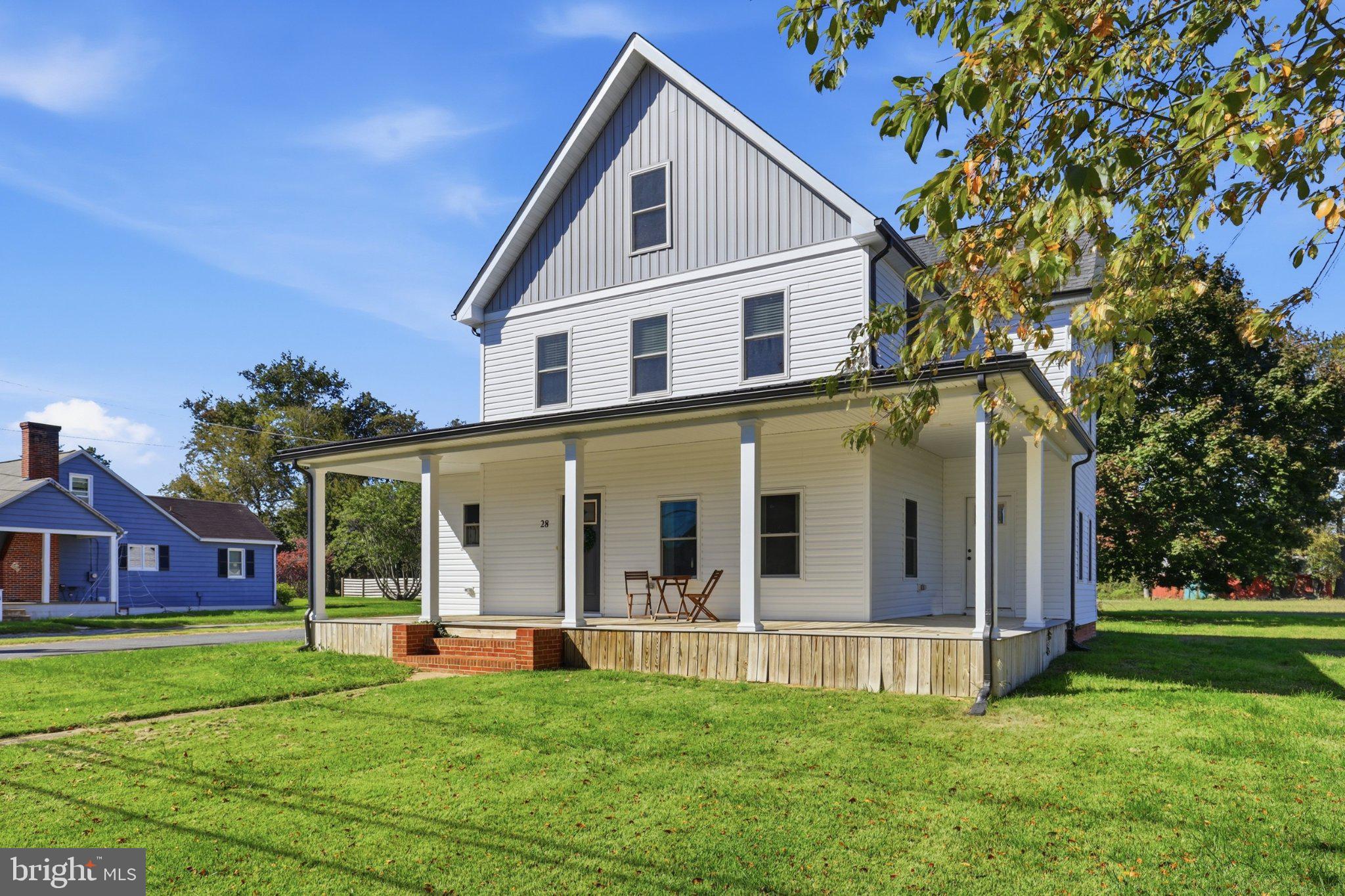 28 W WALNUT STREET