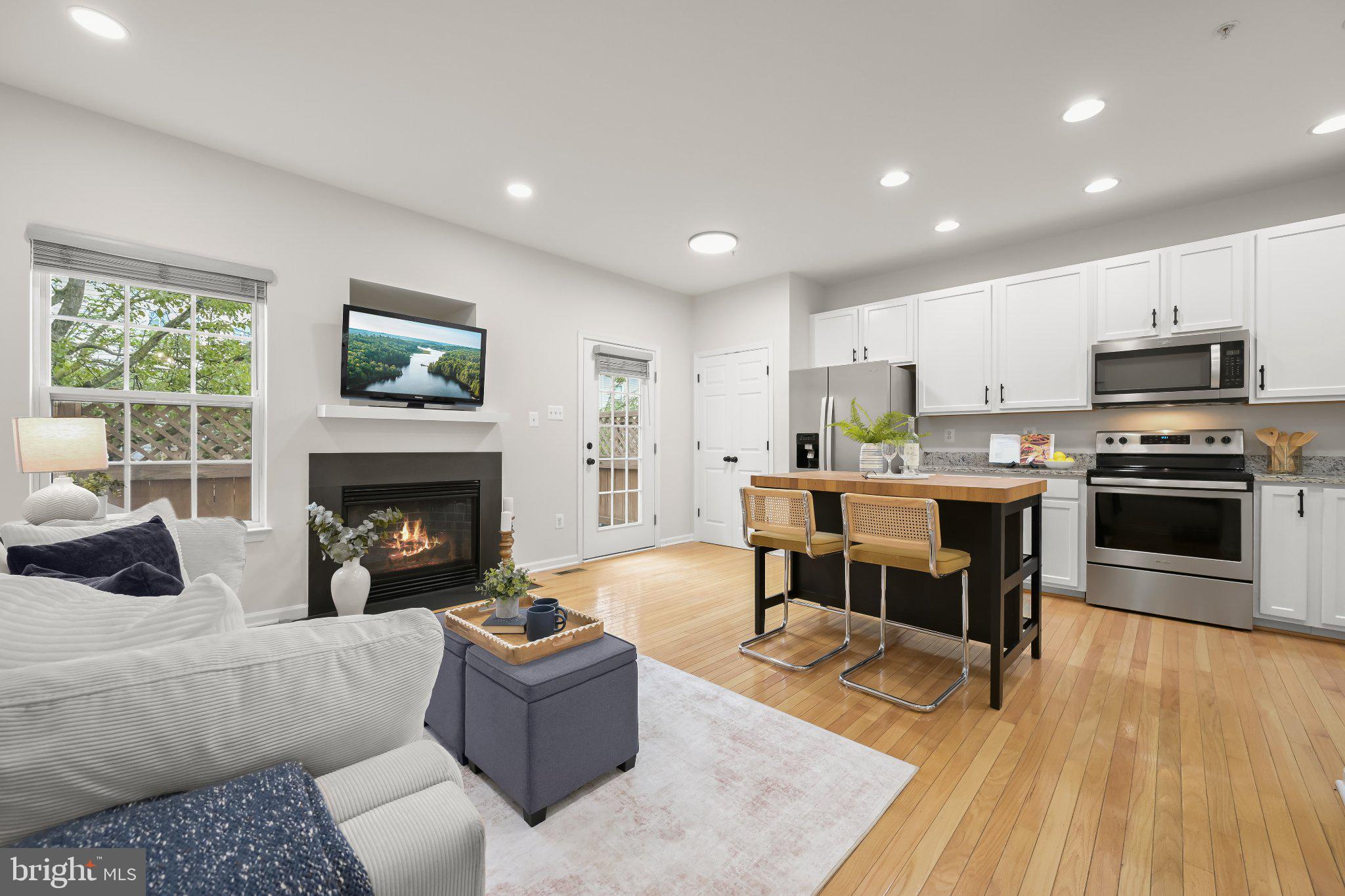 5919 TRUMPET SOUND COURT 2