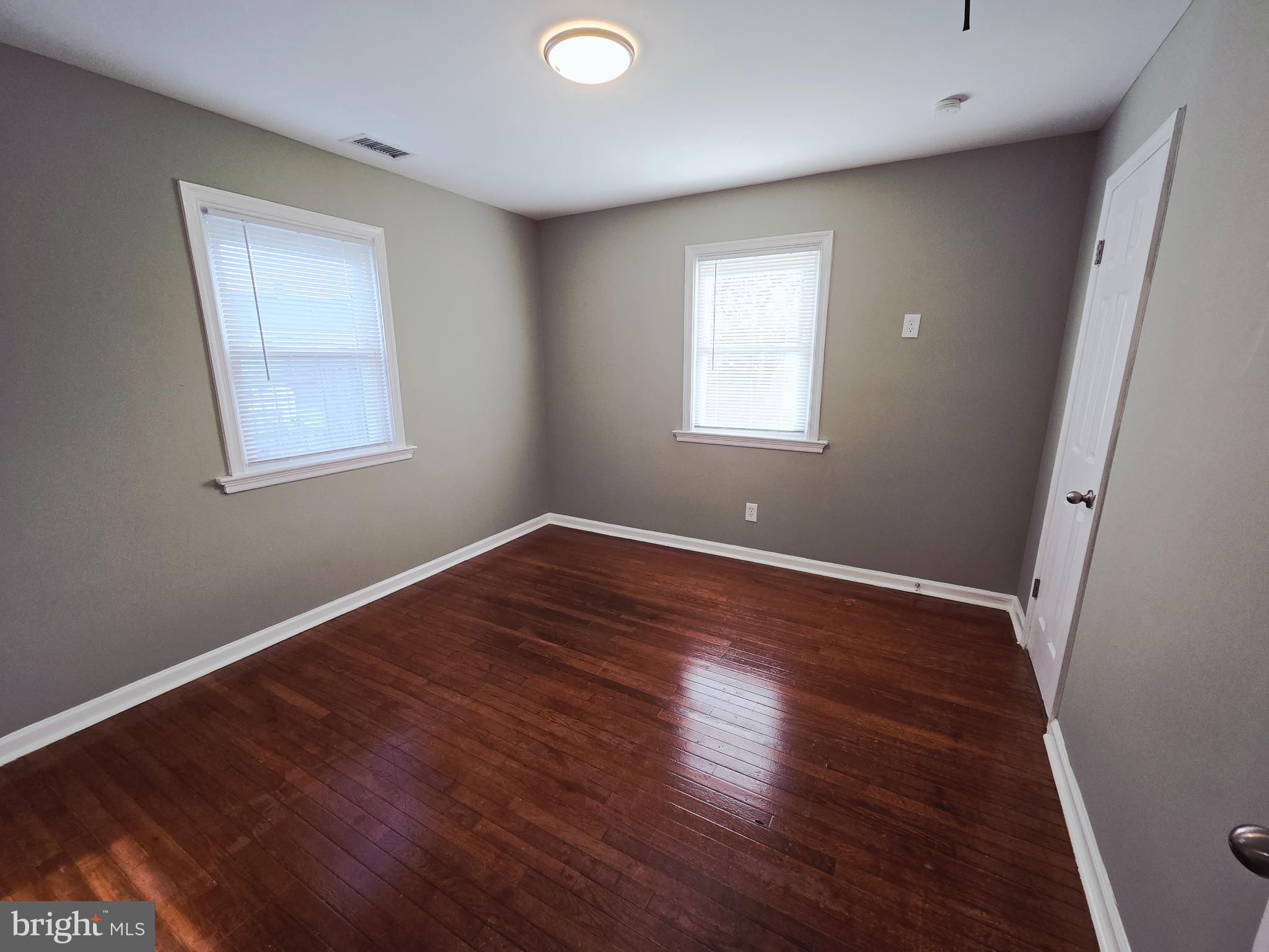 QUEENS CHAPEL MANOR - Residential