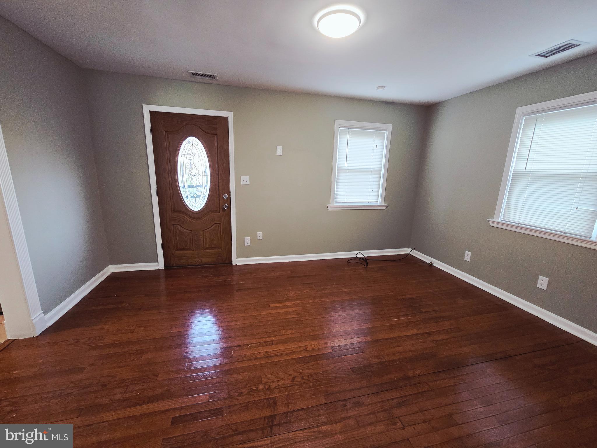 QUEENS CHAPEL MANOR - Residential