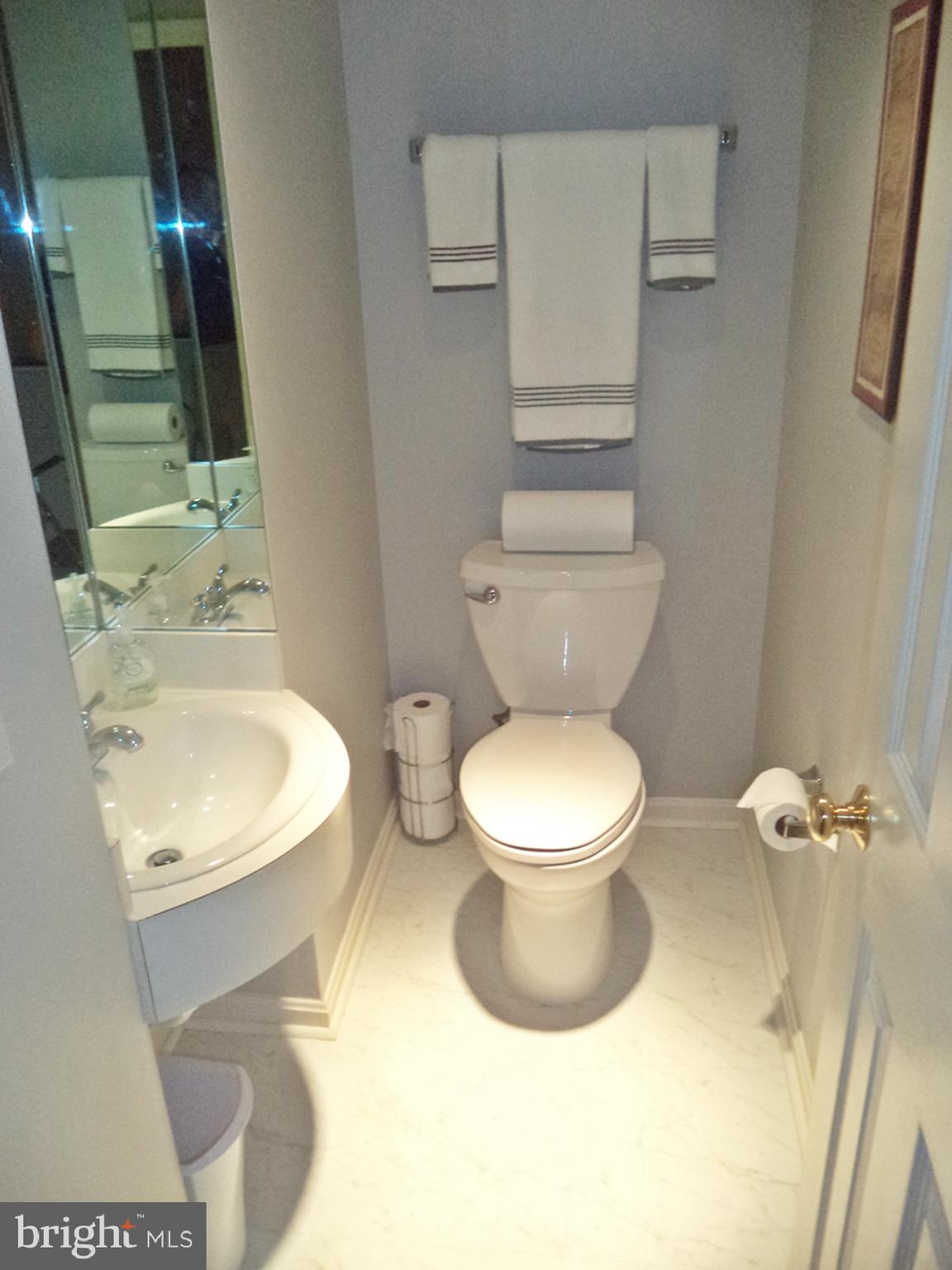 RIDGEFIELD - Residential