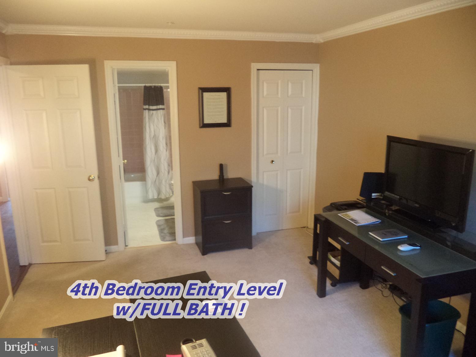 RIDGEFIELD - Residential