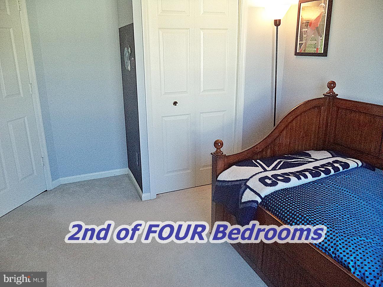 RIDGEFIELD - Residential