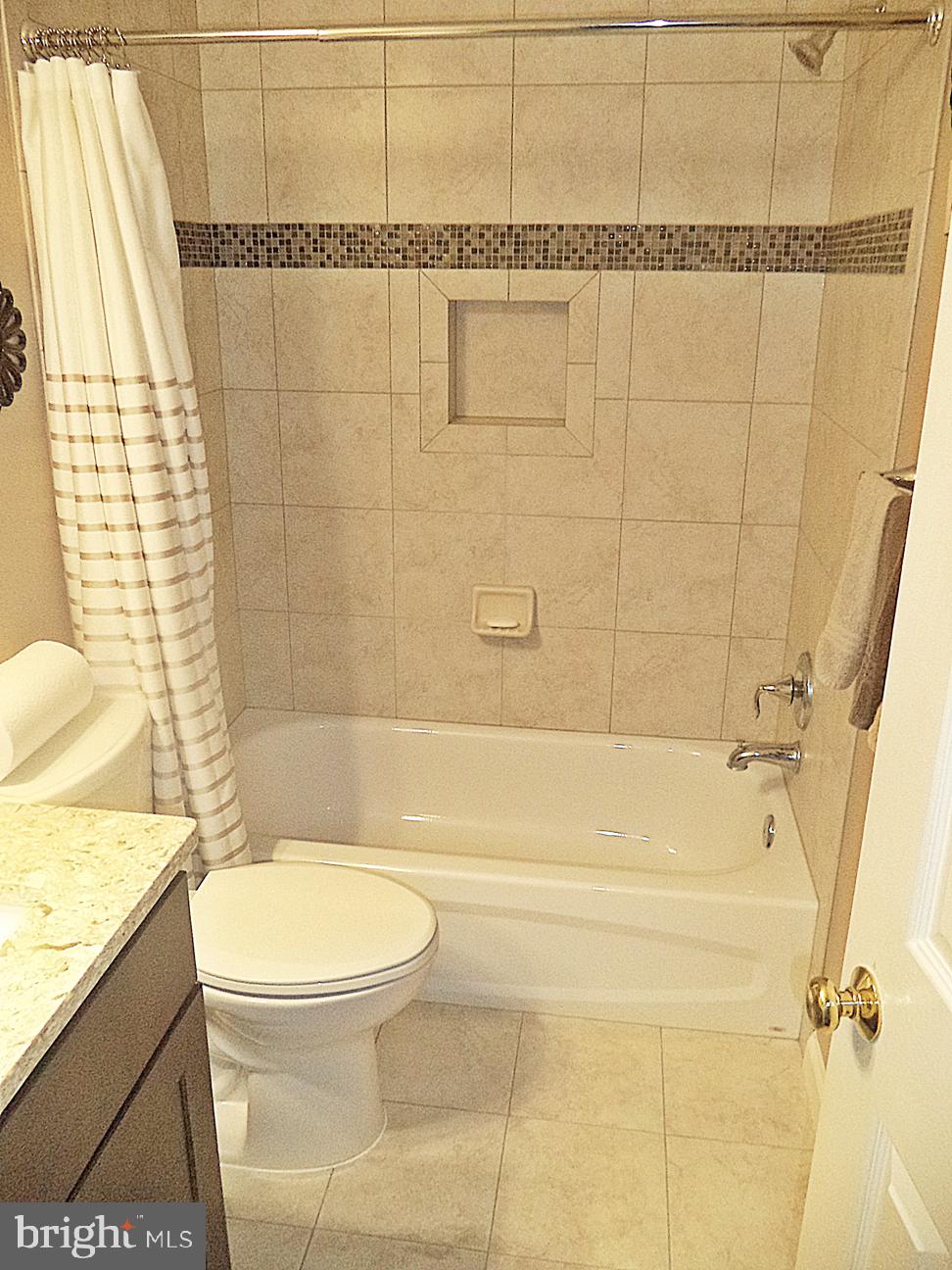 RIDGEFIELD - Residential