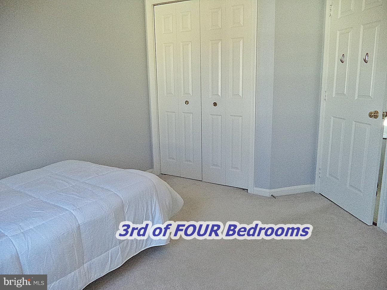 RIDGEFIELD - Residential