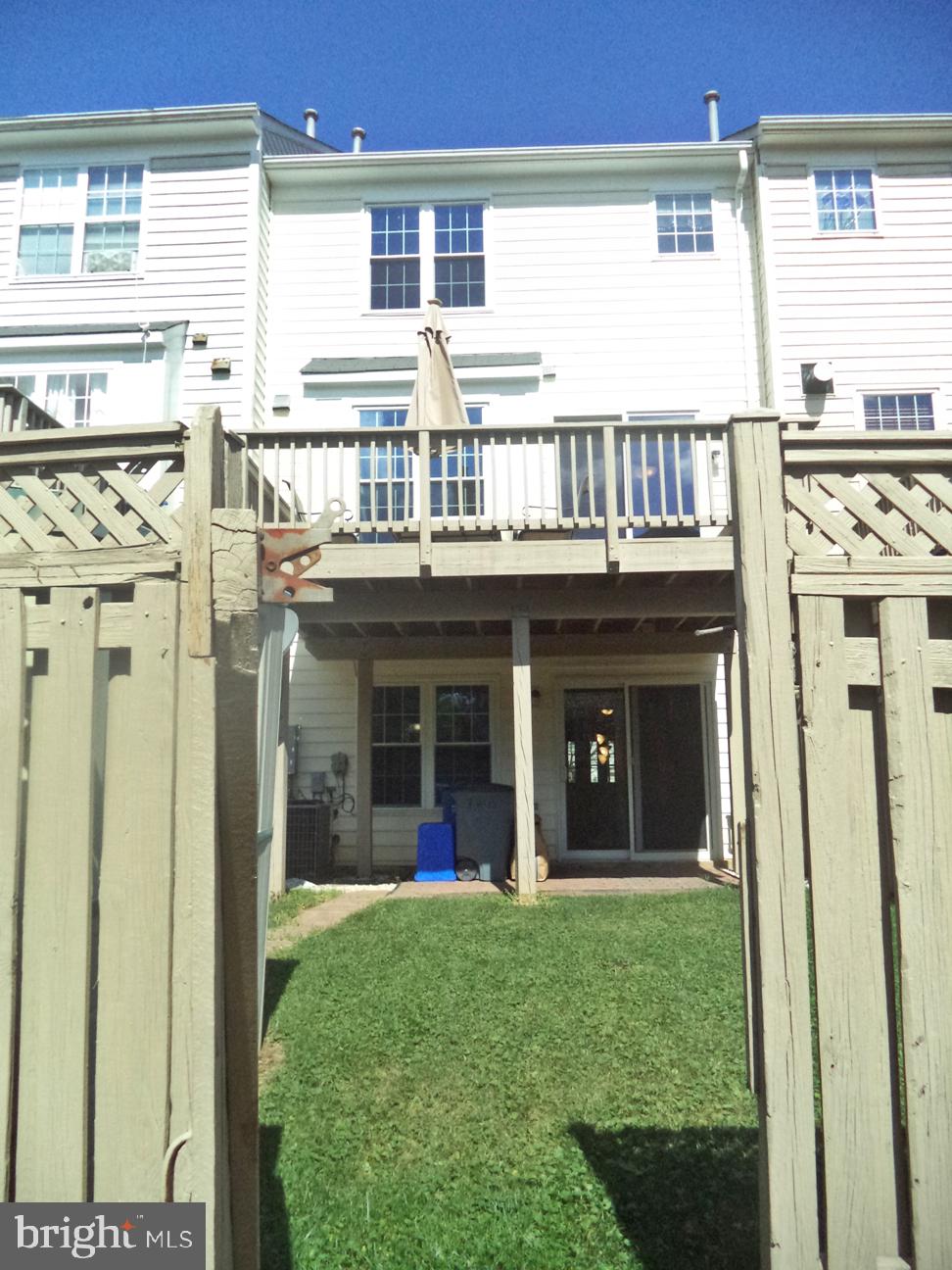 RIDGEFIELD - Residential