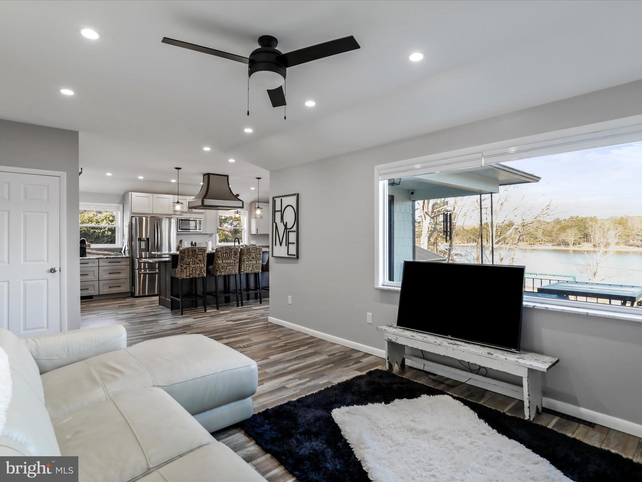 DEEP CREEK - Residential