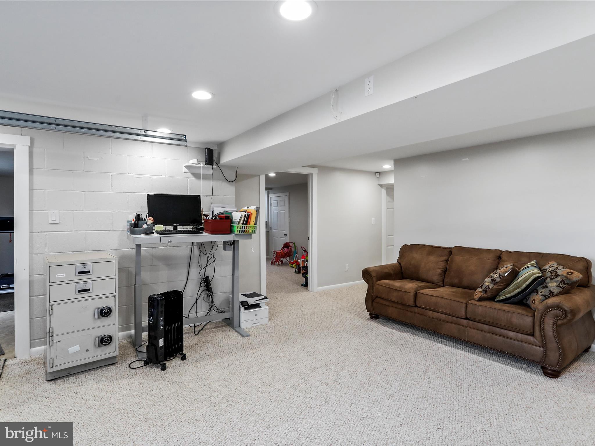 DEEP CREEK - Residential