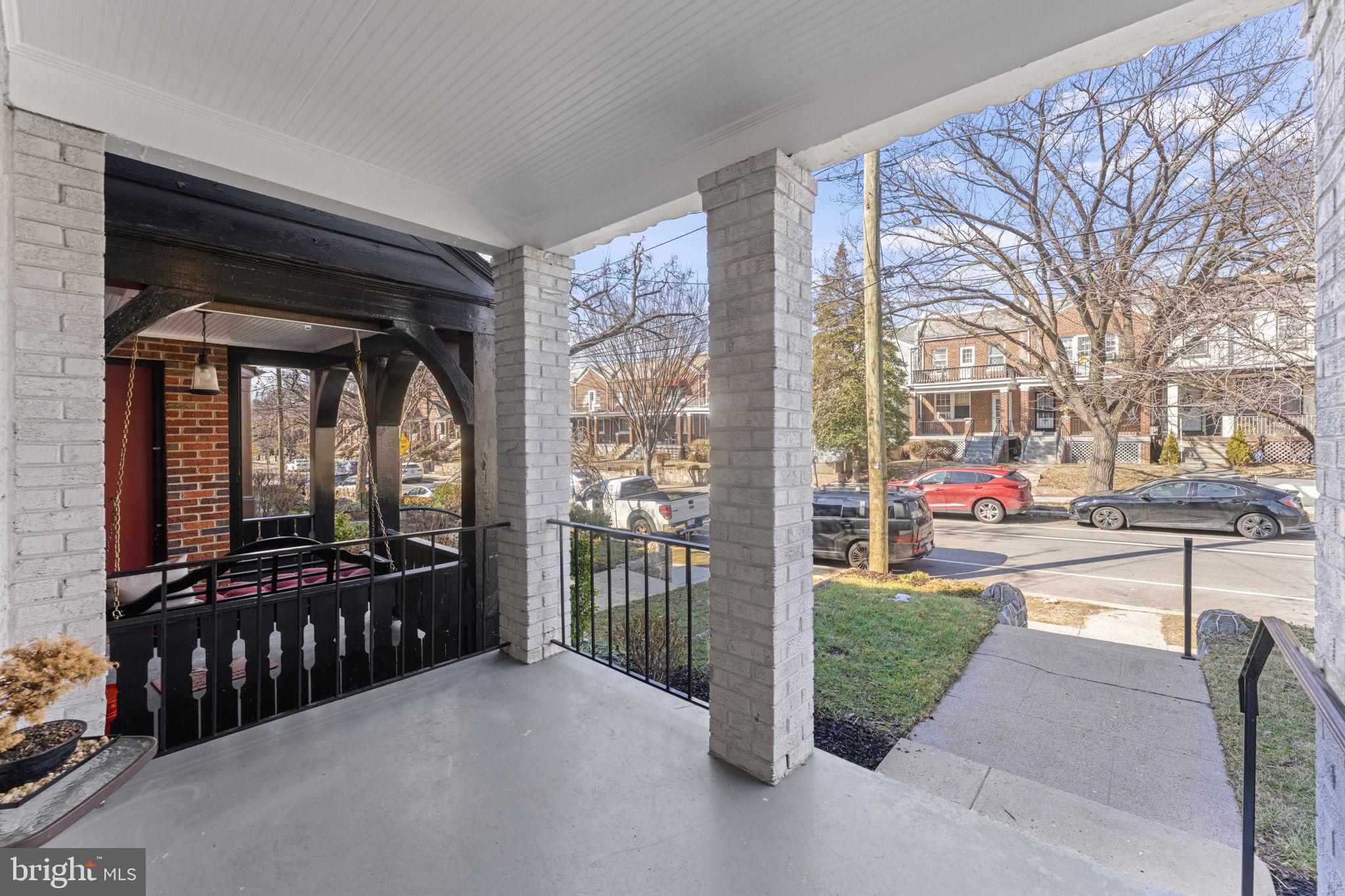 16 GALLATIN STREET NW