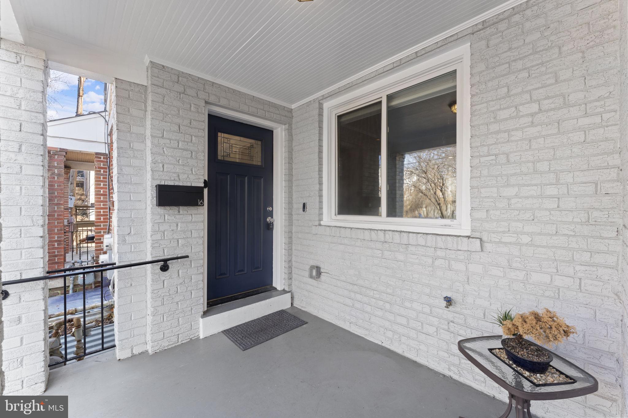 16 GALLATIN STREET NW