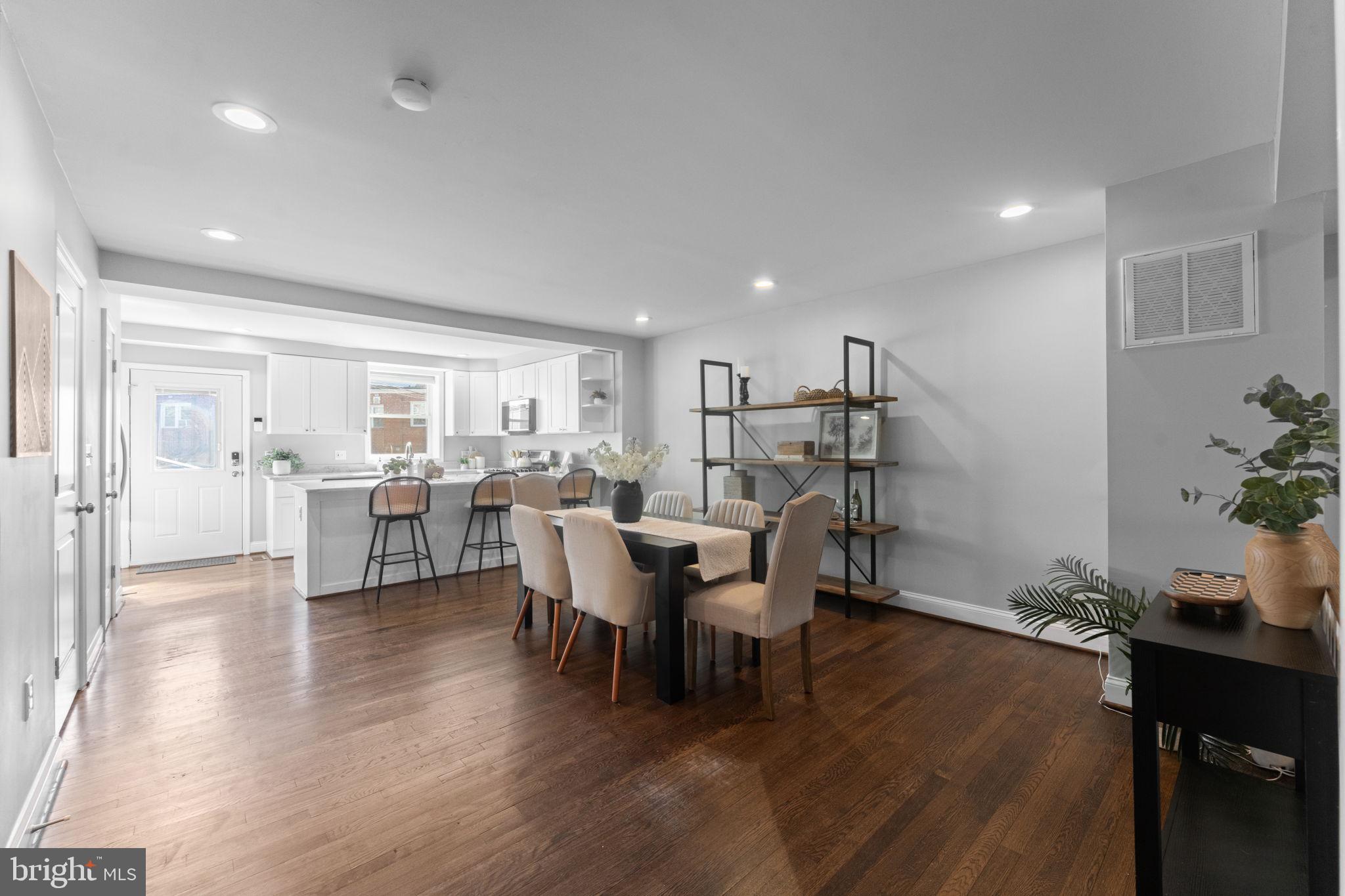 16 GALLATIN STREET NW