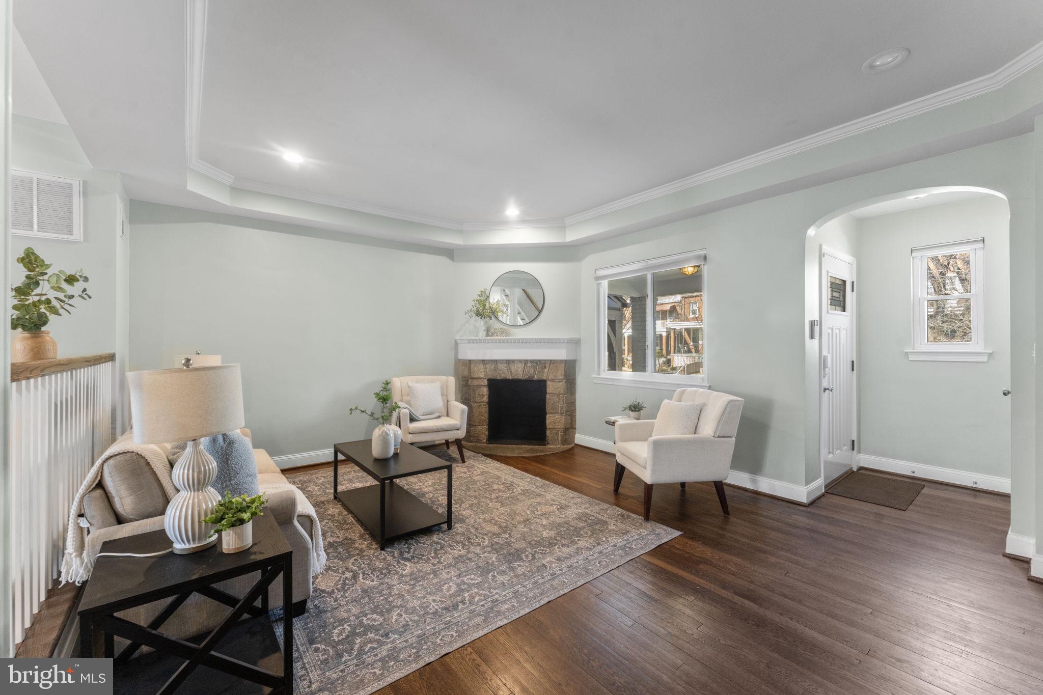 16 GALLATIN STREET NW