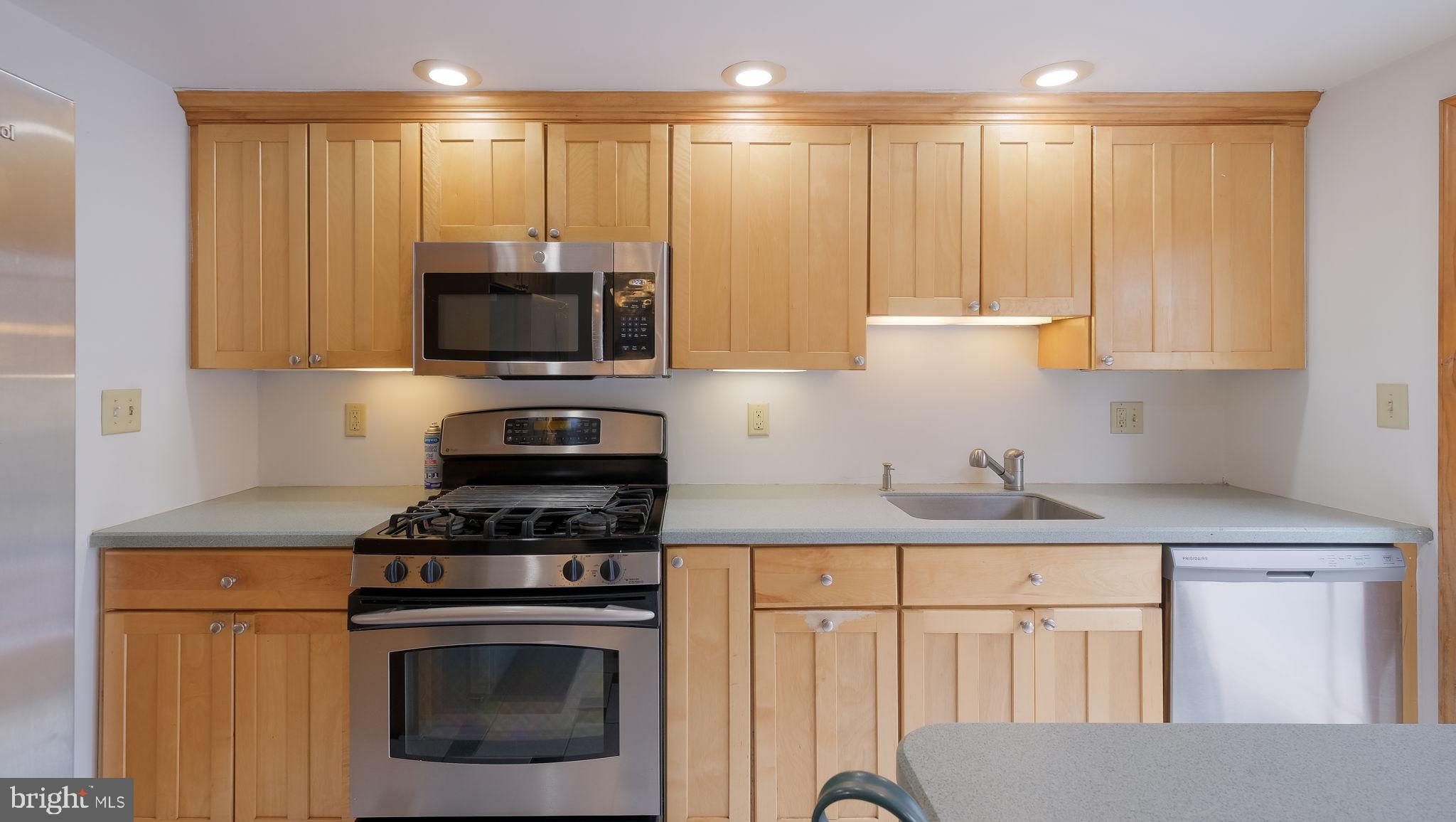 FAIRWAYS - Residential