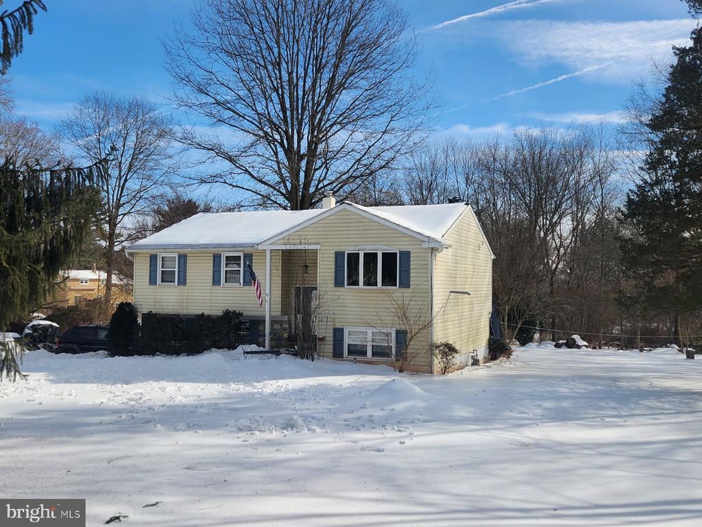 Photo of 791 Griffiths Road, WARRINGTON, PA 18976 (MLS # PABU2113316)