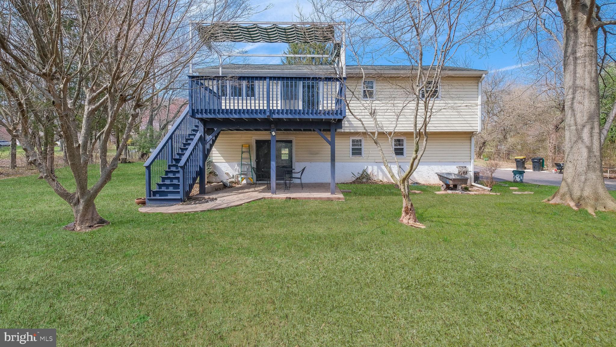 FAIRWAYS - Residential