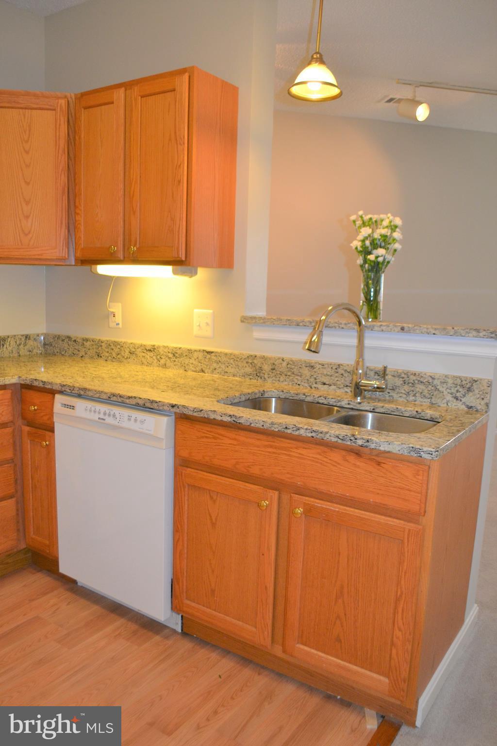 STONECROFT CONDO - Residential