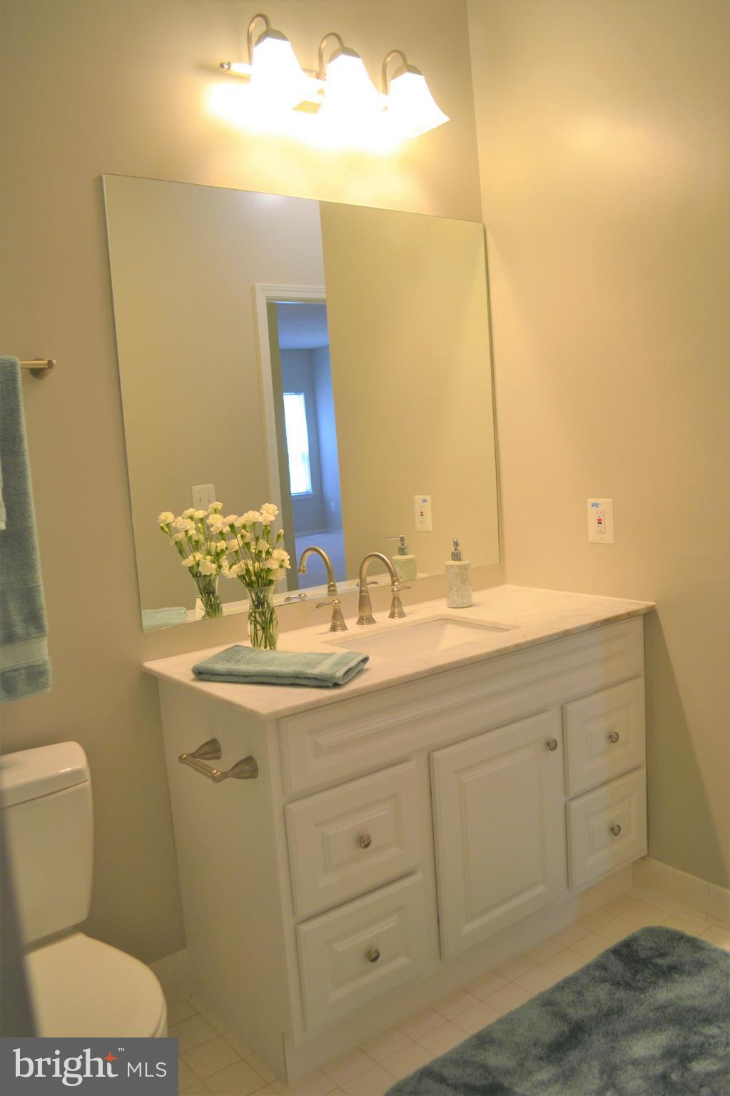 STONECROFT CONDO - Residential