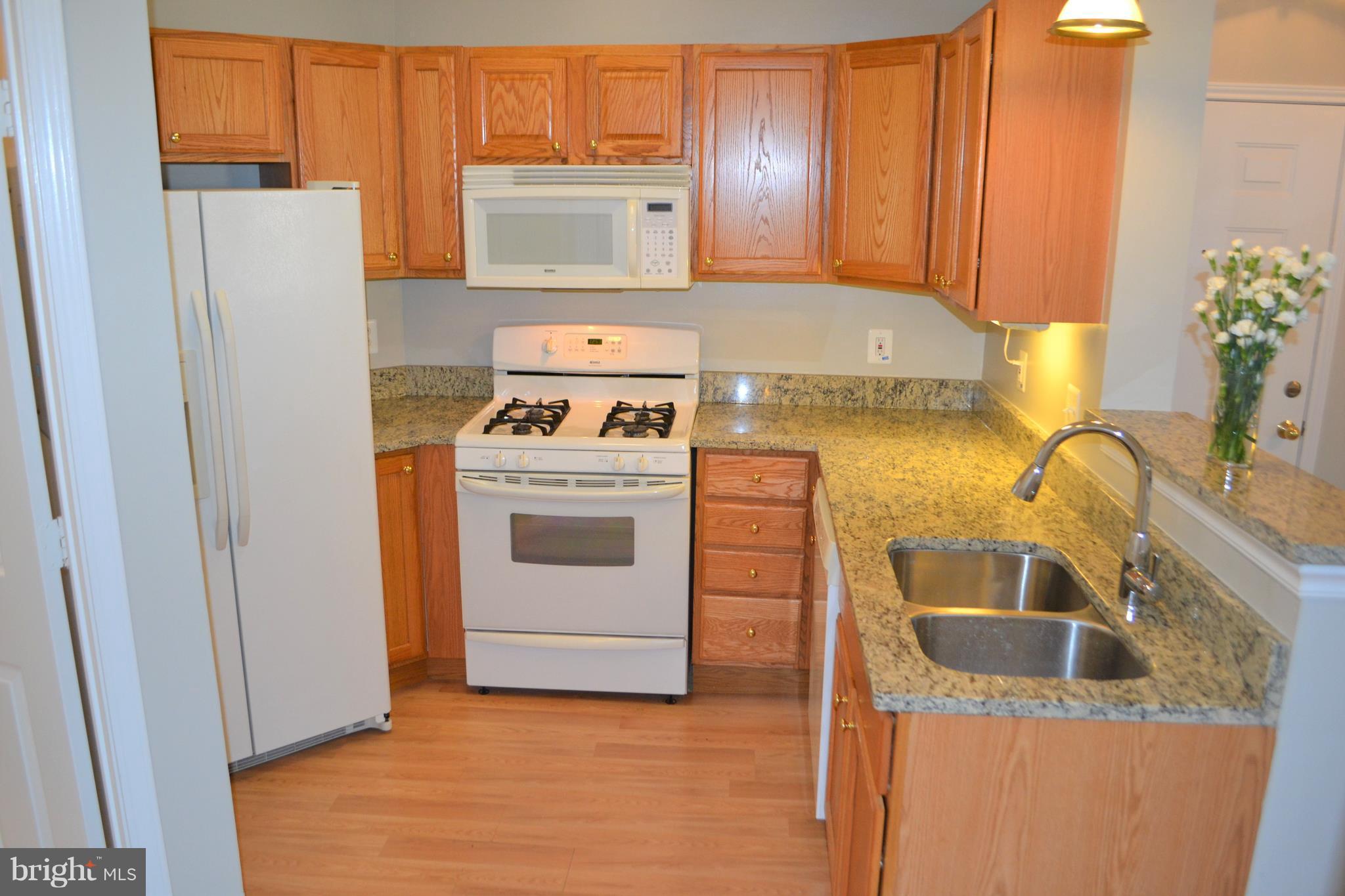 STONECROFT CONDO - Residential