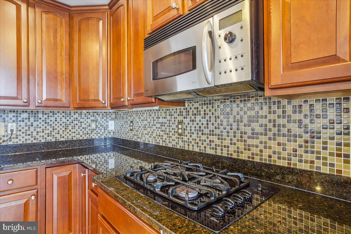 HIDDEN CREEK - Residential Lease