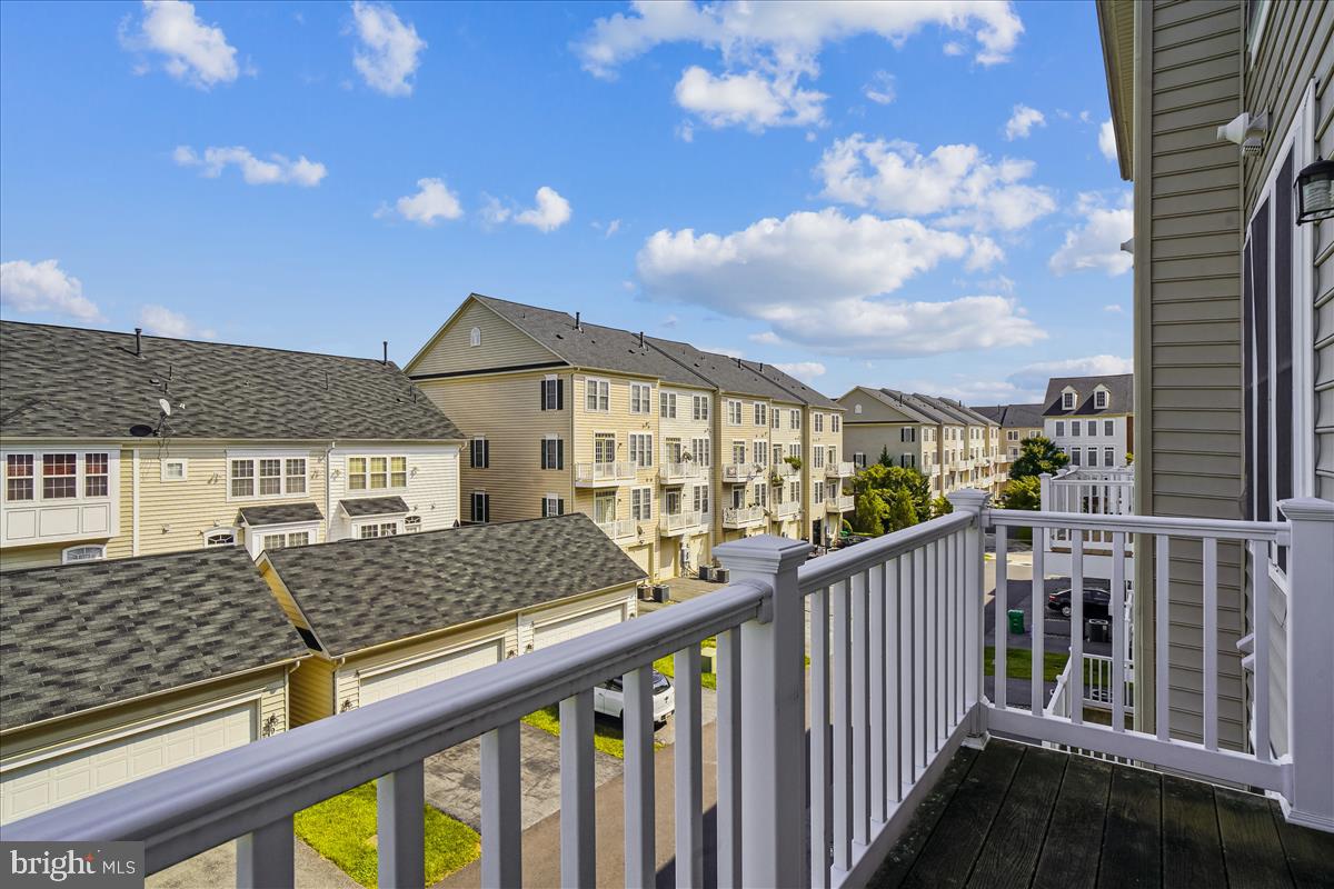 HIDDEN CREEK - Residential Lease