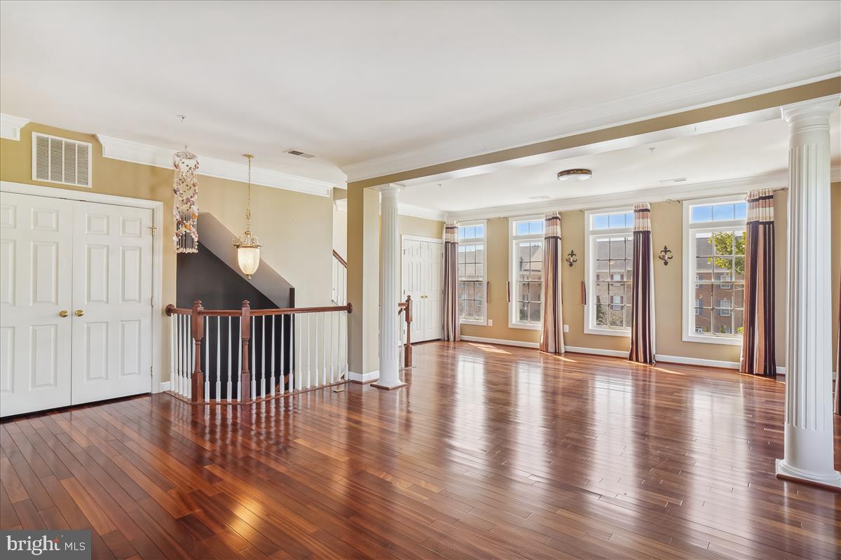 HIDDEN CREEK - Residential Lease