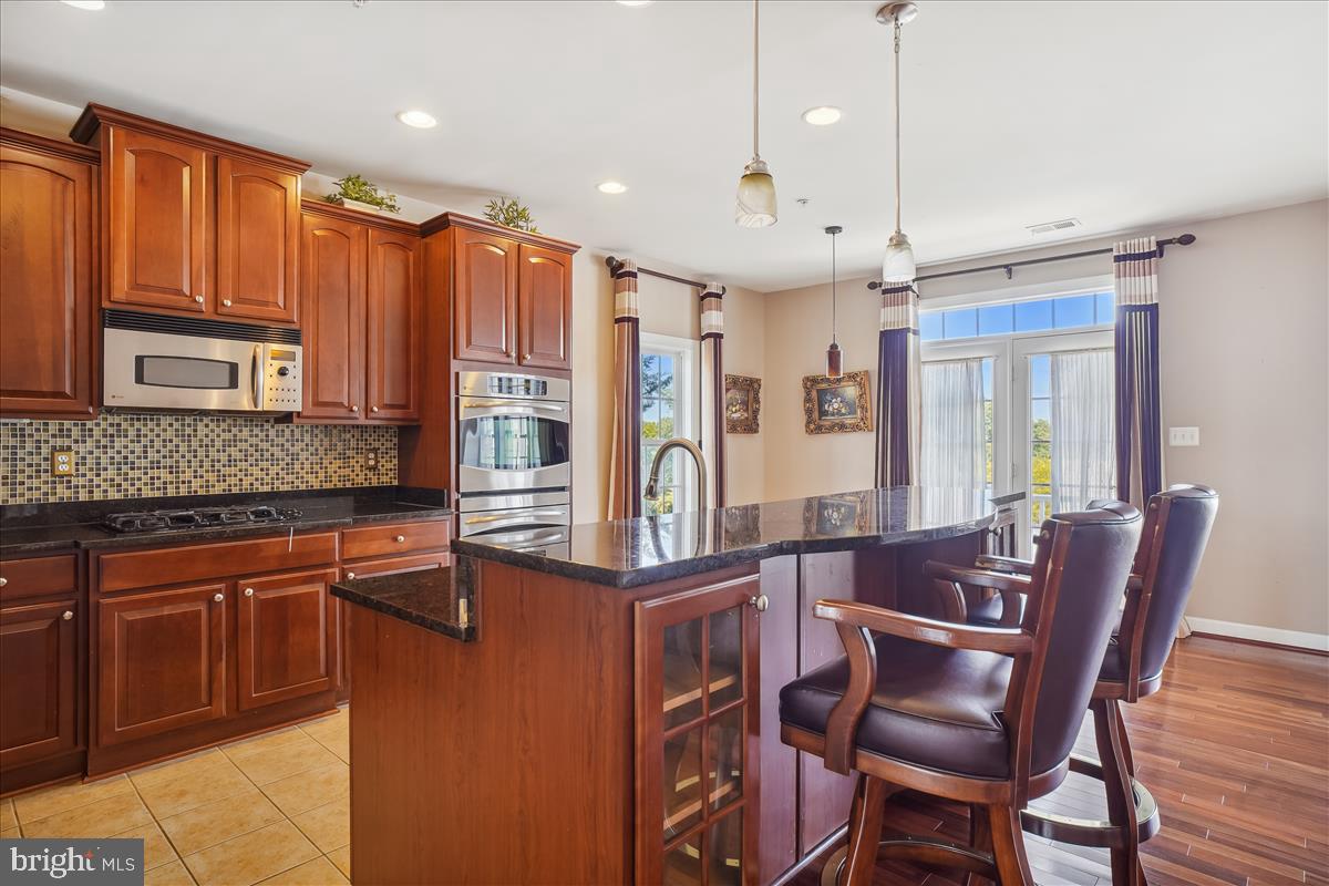 HIDDEN CREEK - Residential Lease