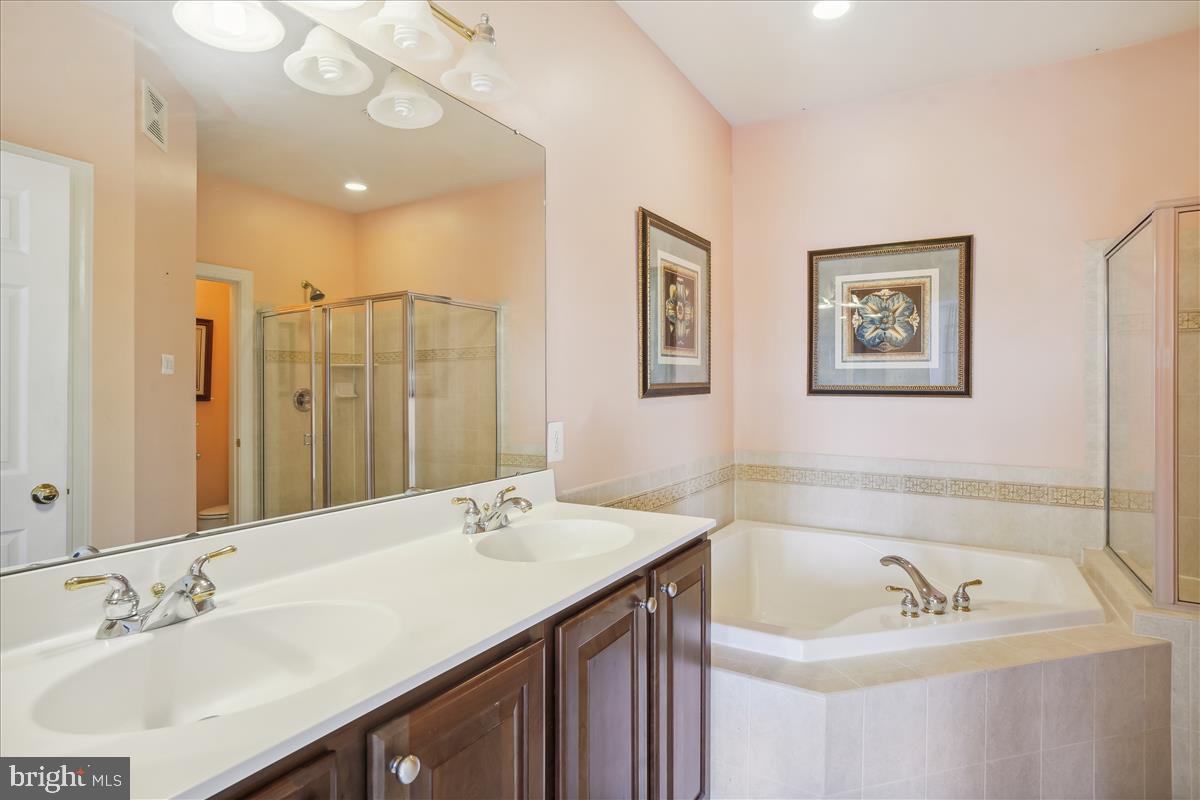 HIDDEN CREEK - Residential Lease