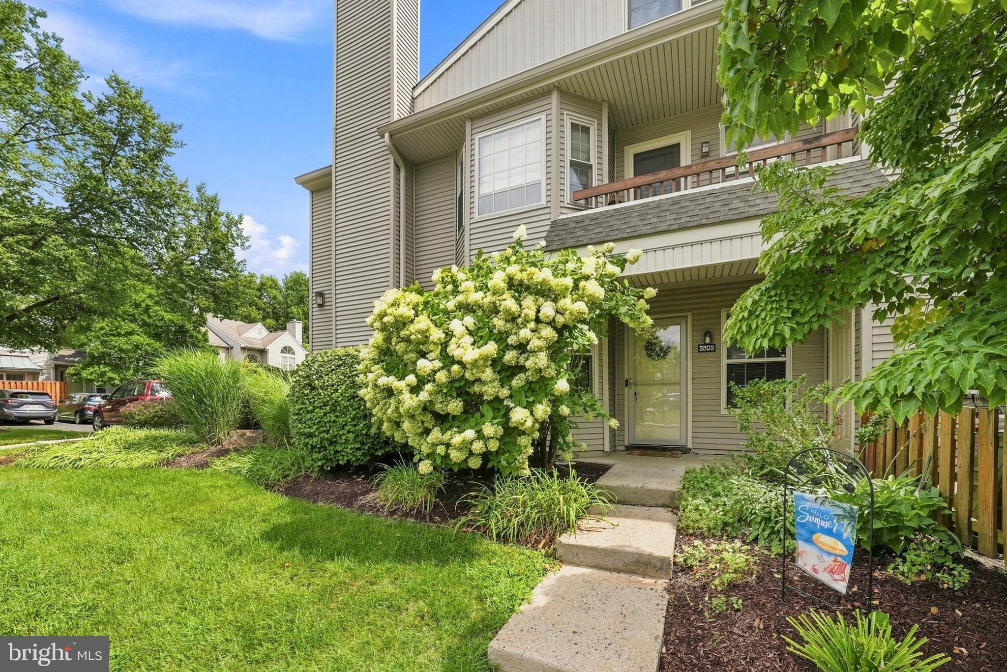 3803 WALTHAM COURT