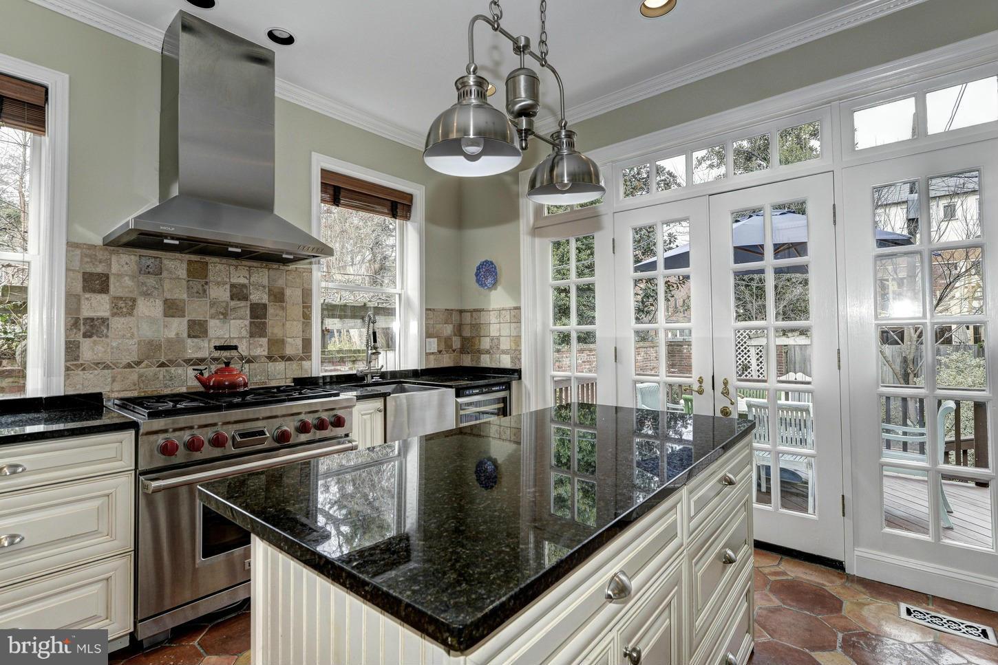 GEORGETOWN - Residential