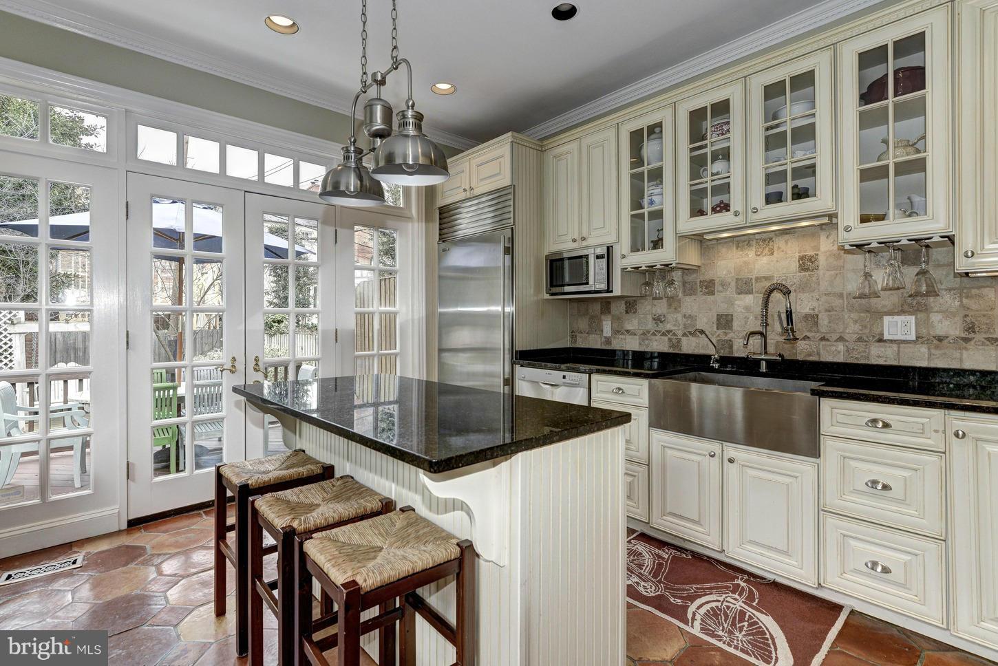 GEORGETOWN - Residential