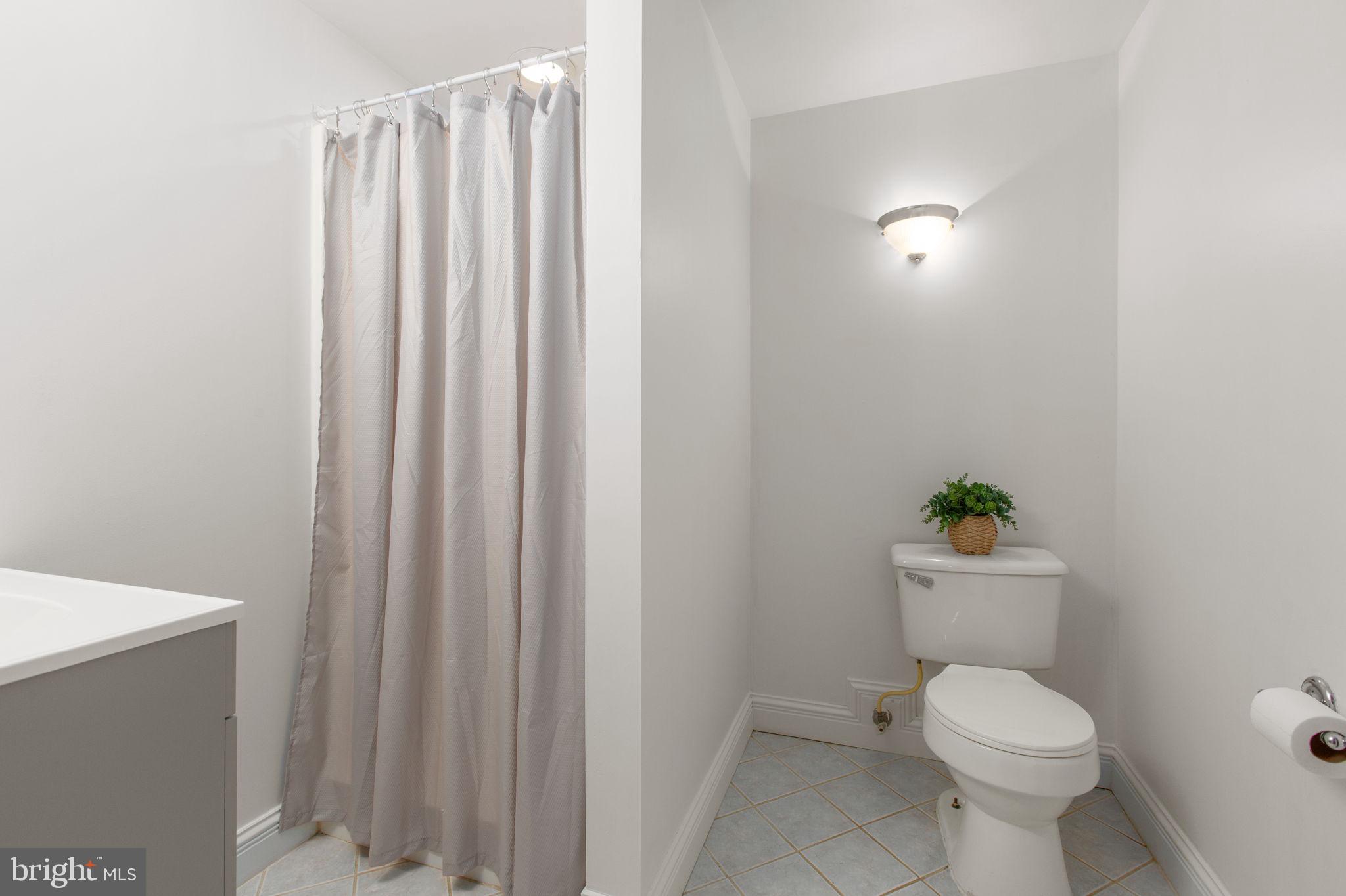 TODDS TAVERN ESTATES - Residential