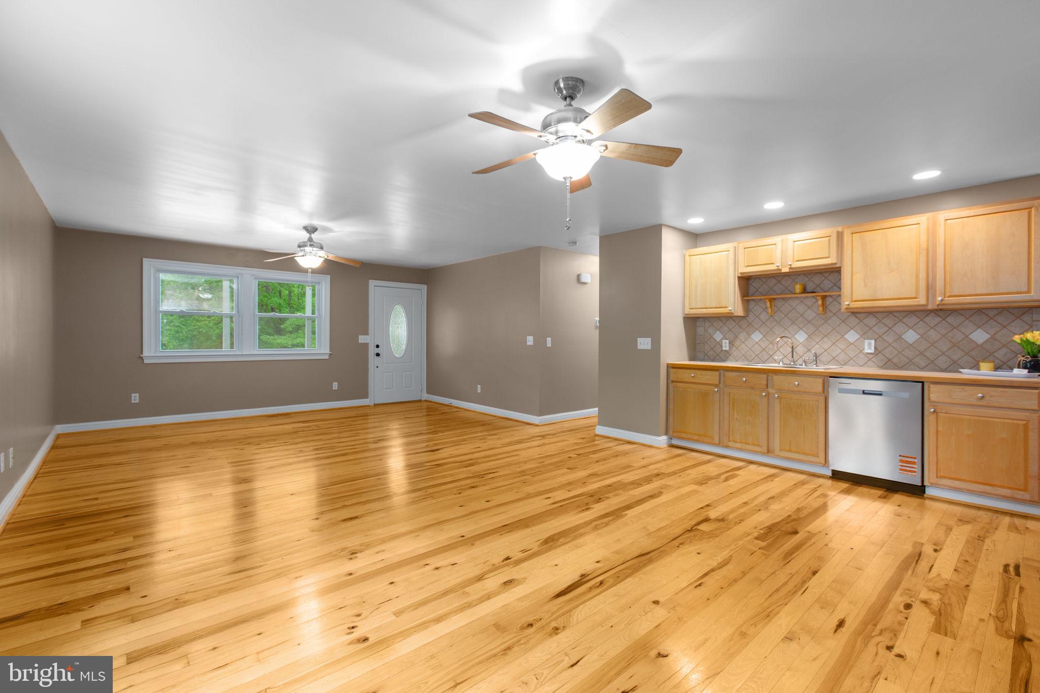 TODDS TAVERN ESTATES - Residential
