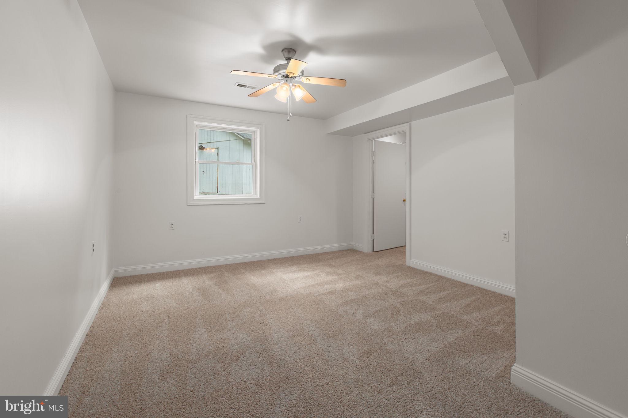 TODDS TAVERN ESTATES - Residential