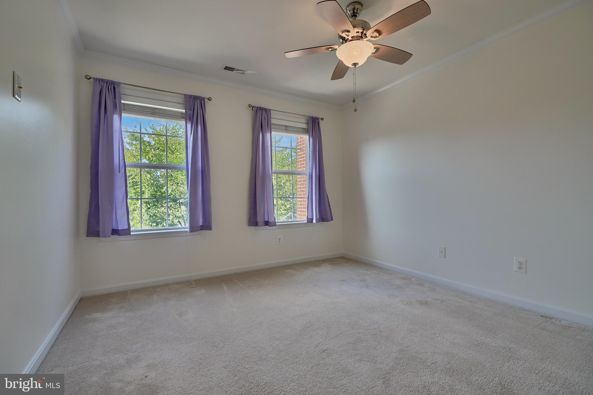 IRWINS CHOICE - Residential Lease