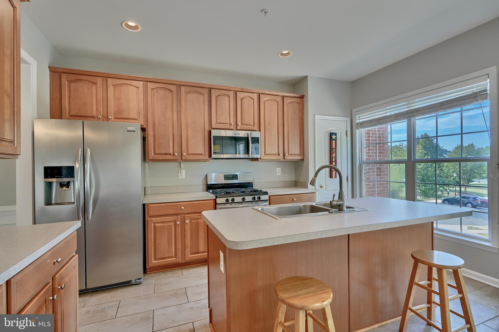 IRWINS CHOICE - Residential Lease