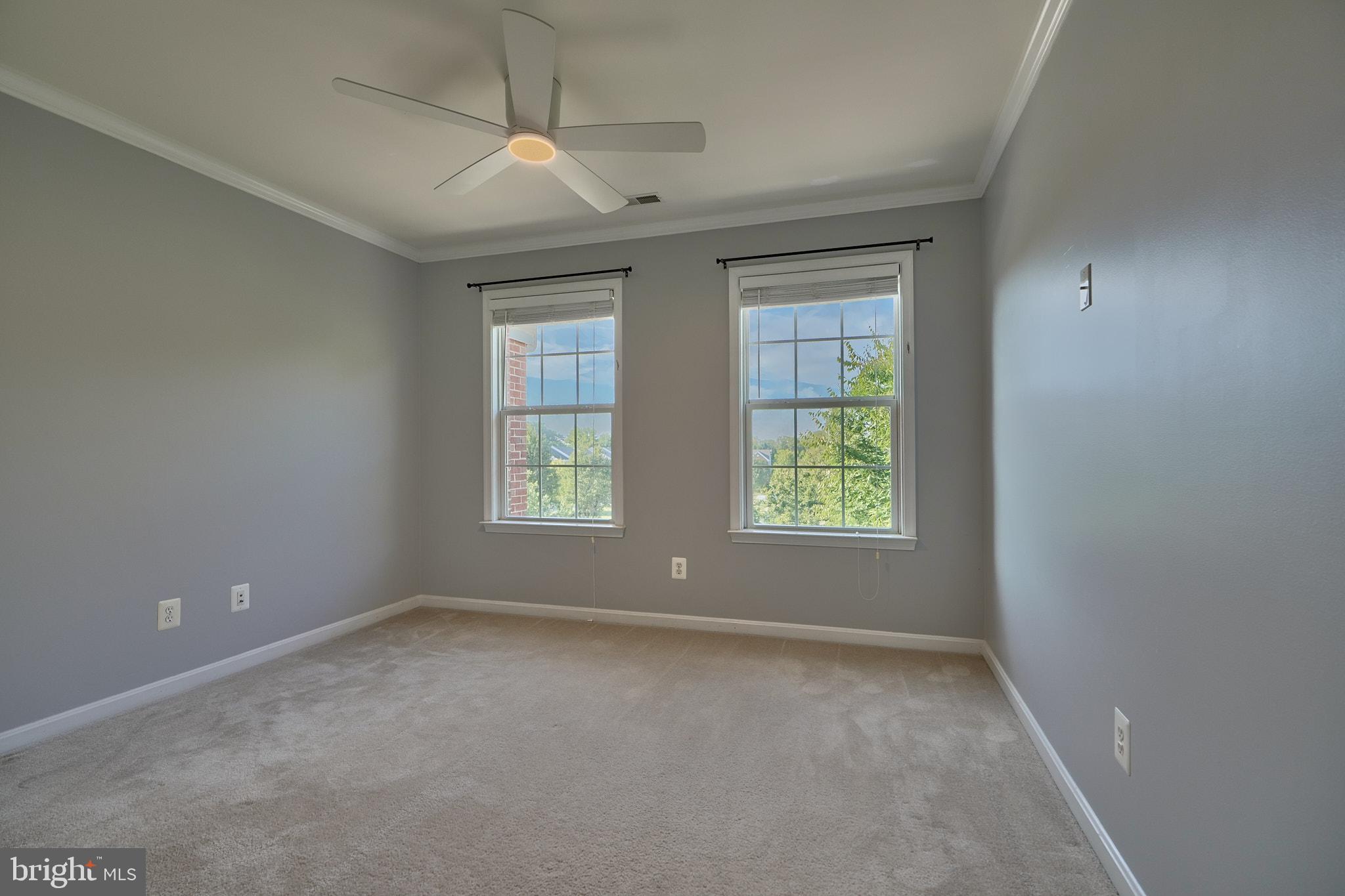 IRWINS CHOICE - Residential Lease