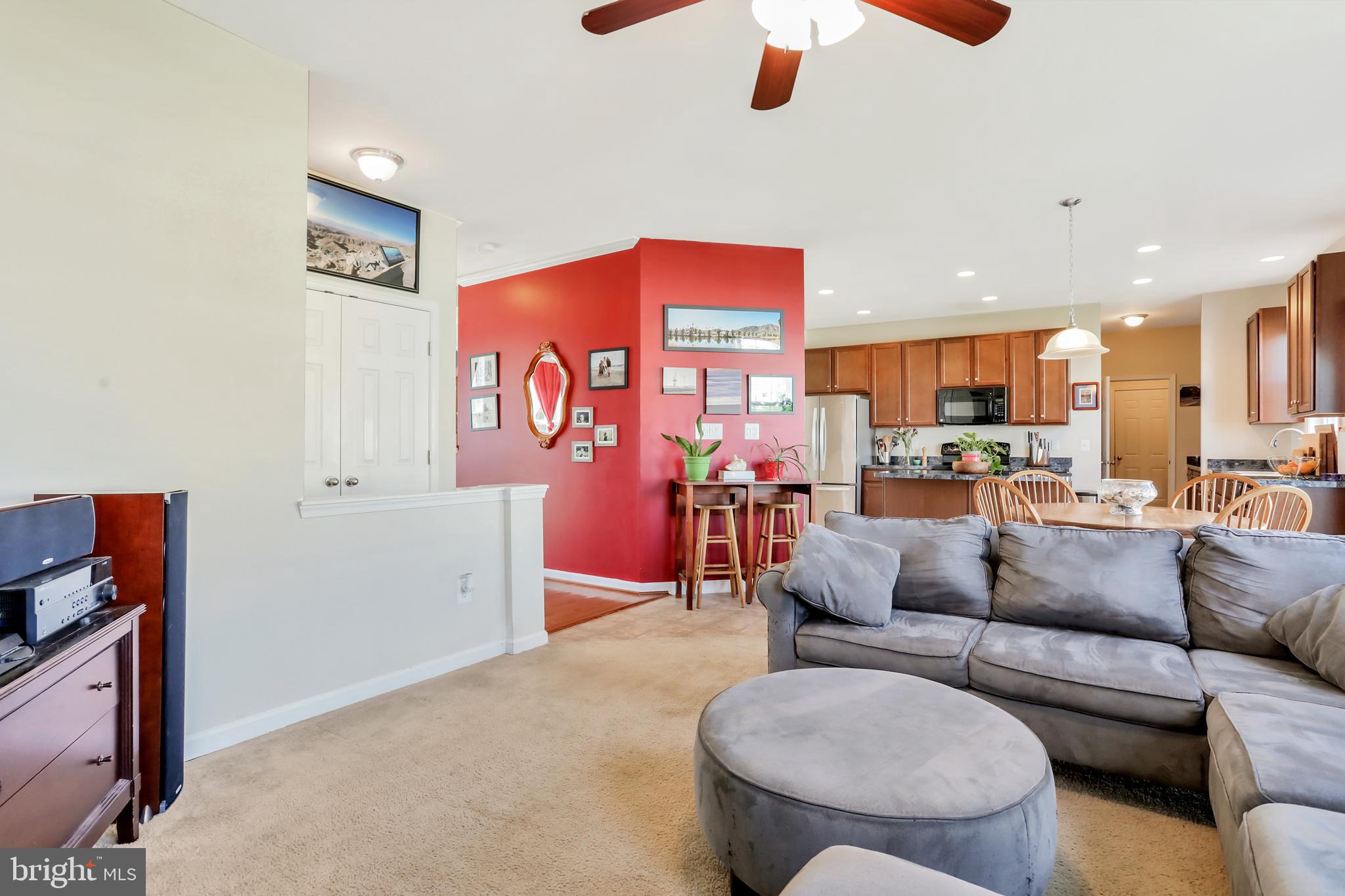 LAKELAND PLACE - Residential