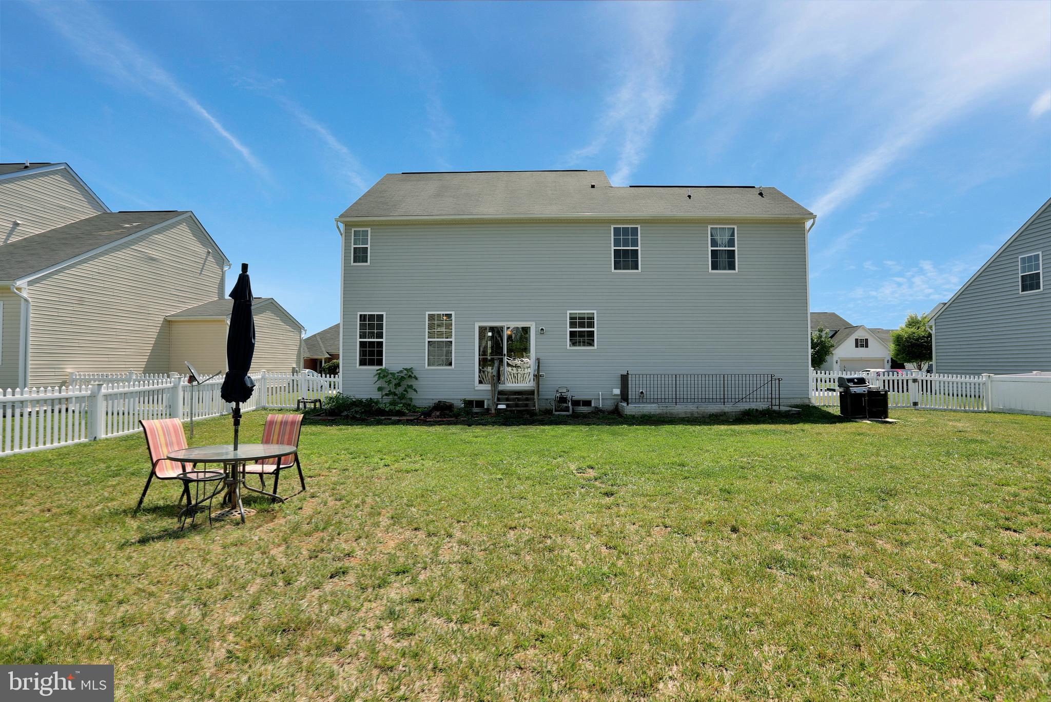 LAKELAND PLACE - Residential