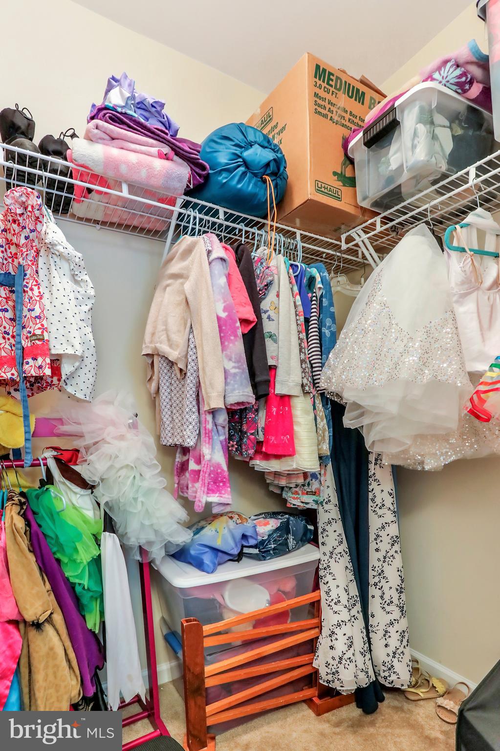 LAKELAND PLACE - Residential