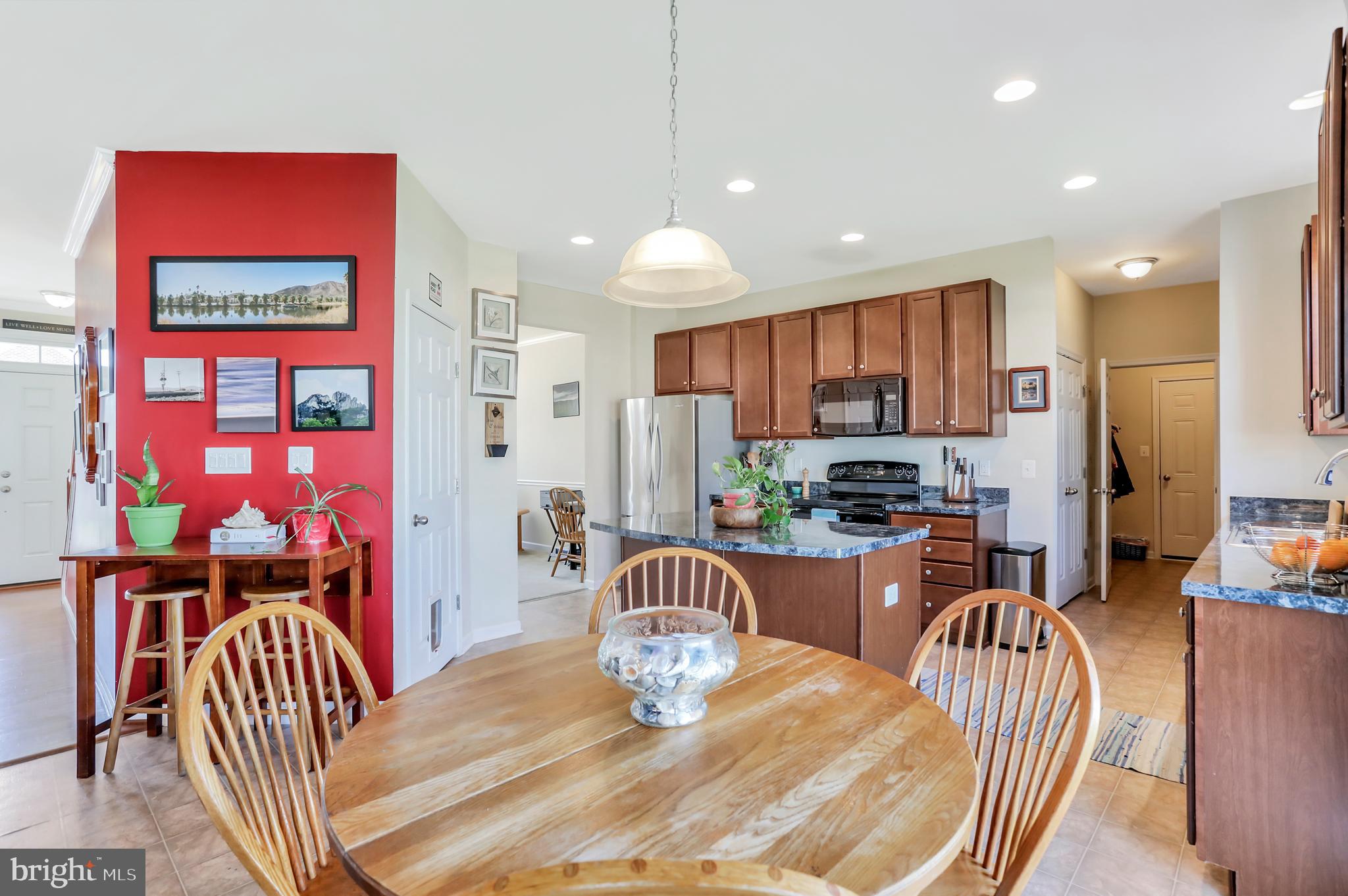 LAKELAND PLACE - Residential