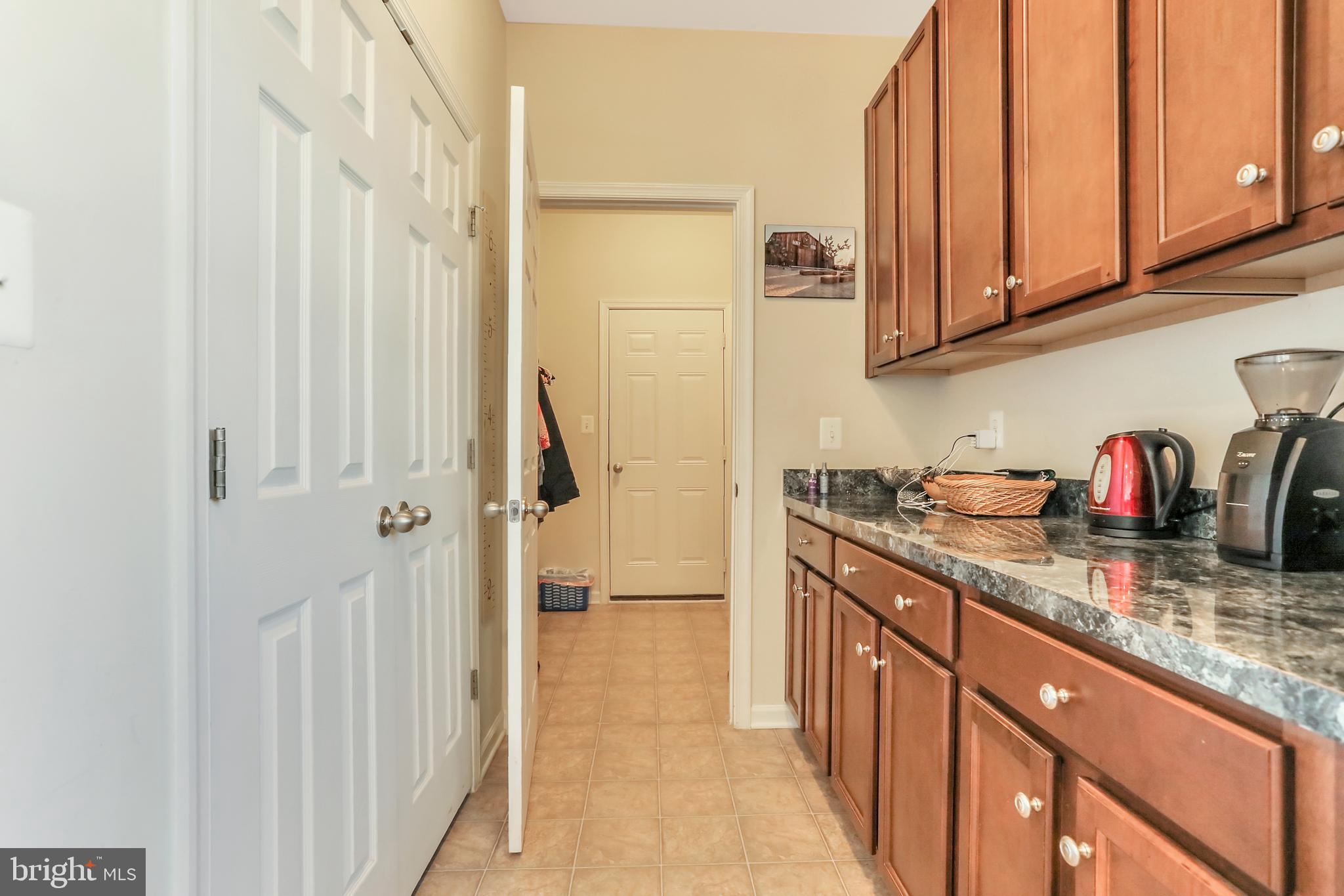 LAKELAND PLACE - Residential