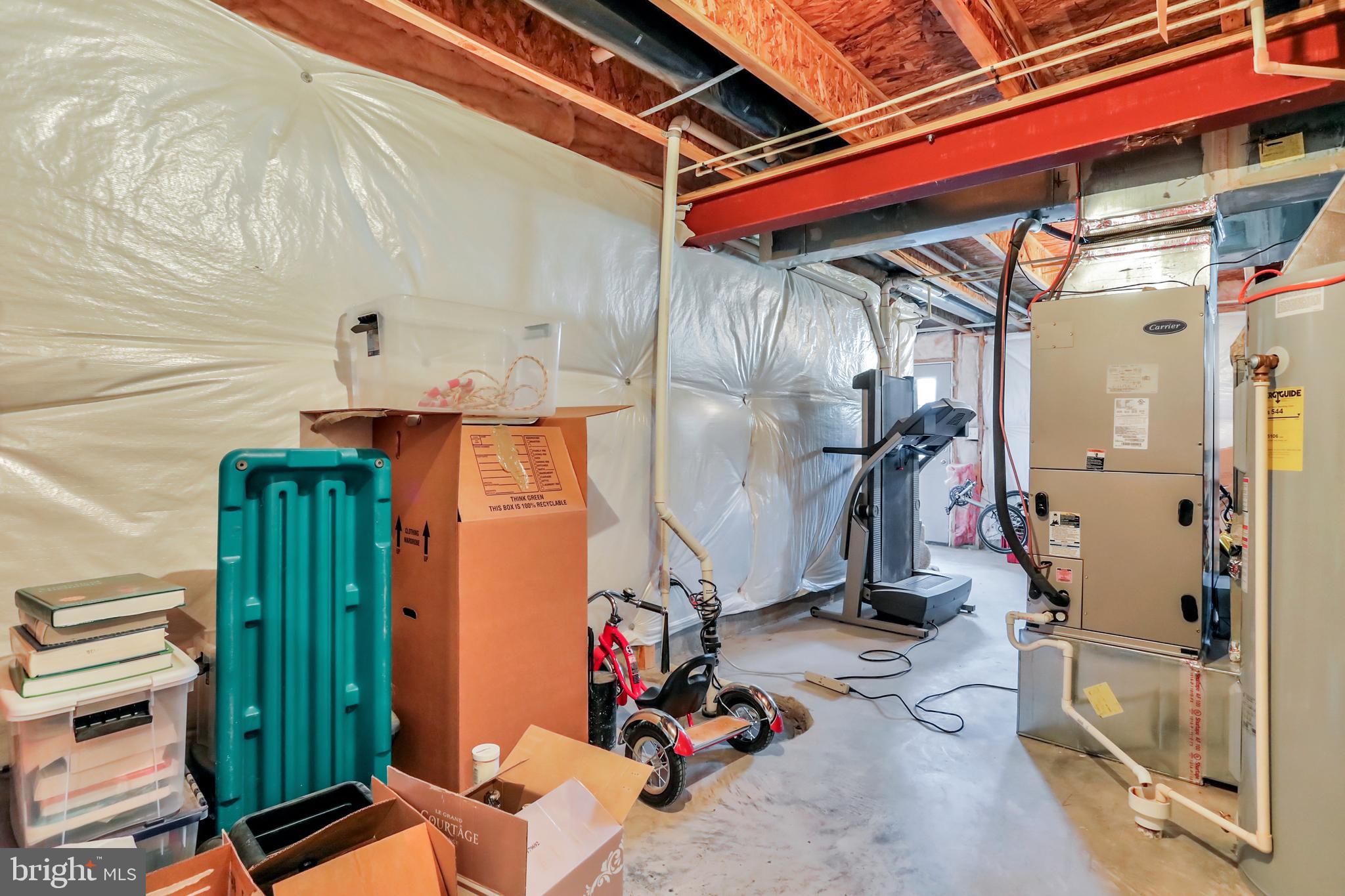 LAKELAND PLACE - Residential