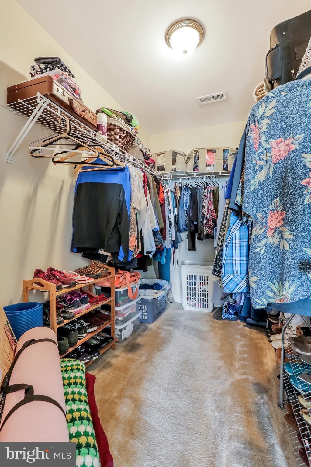 LAKELAND PLACE - Residential