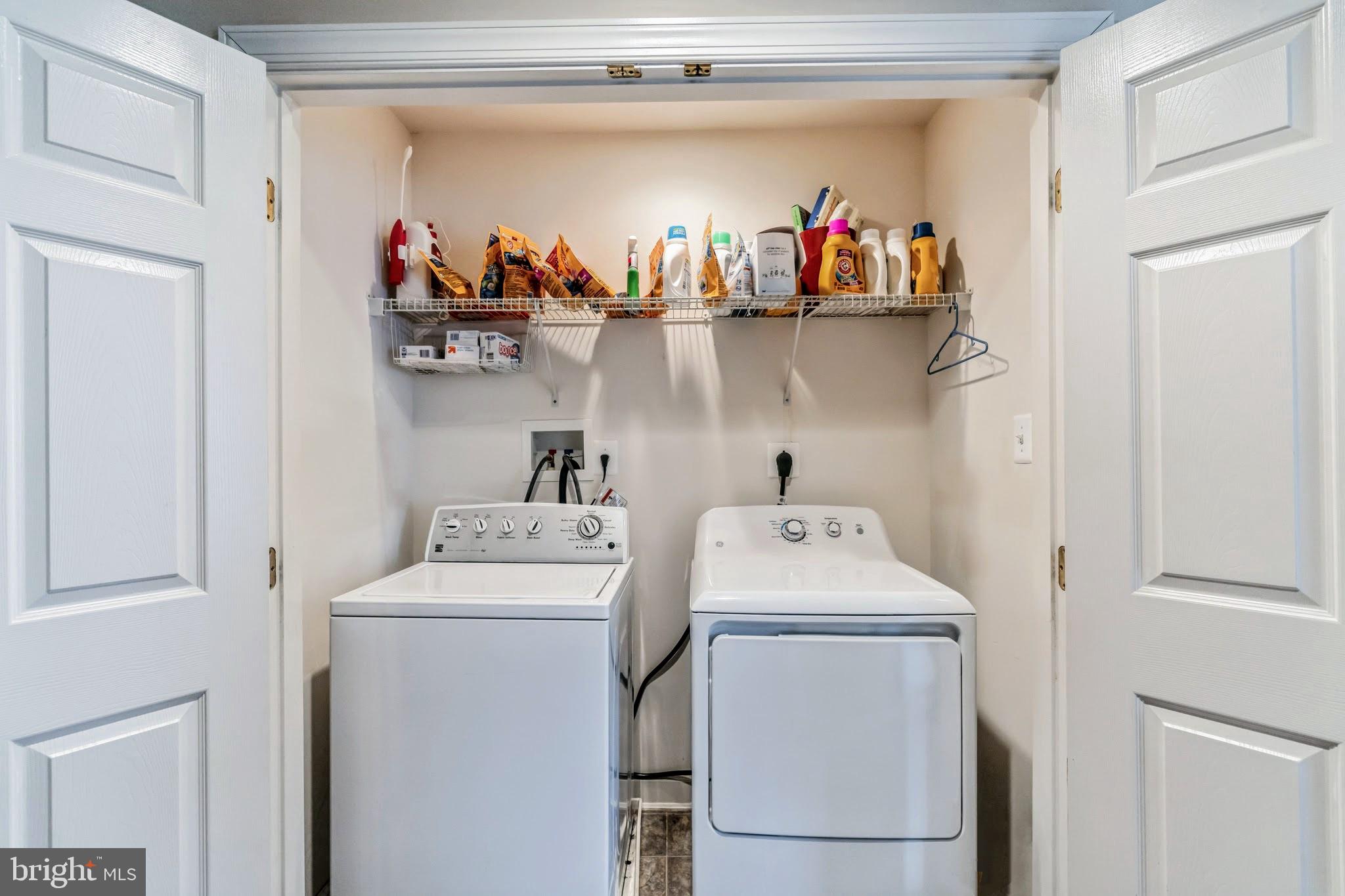 NORTHRIDGE VILLAGE - Residential