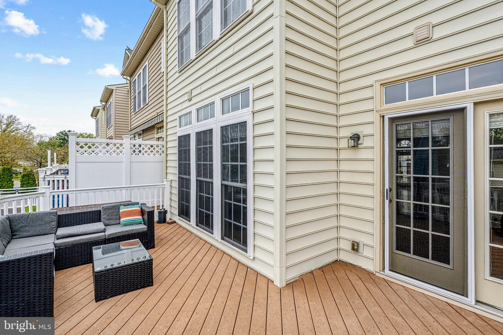 NORTHRIDGE VILLAGE - Residential