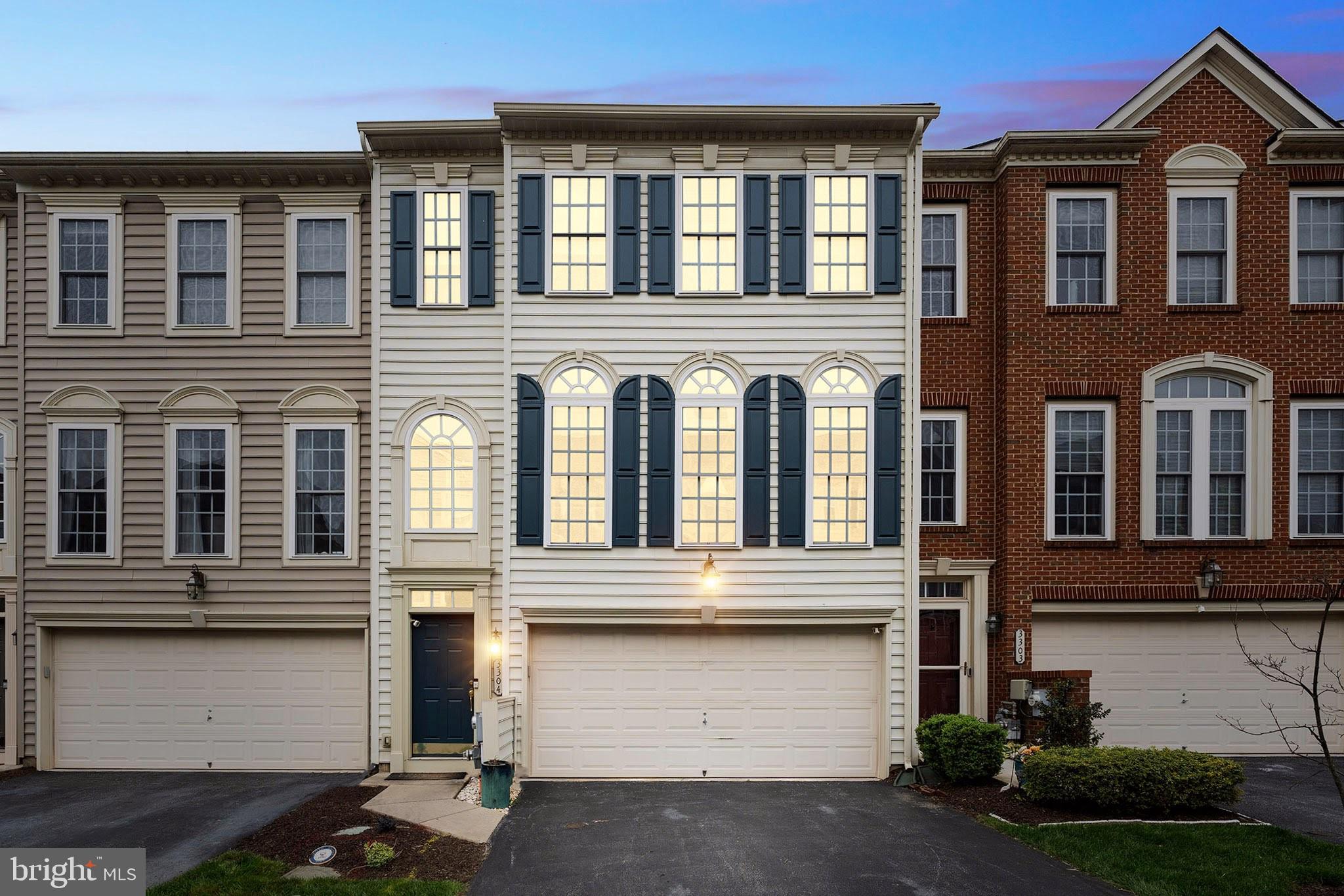 NORTHRIDGE VILLAGE - Residential