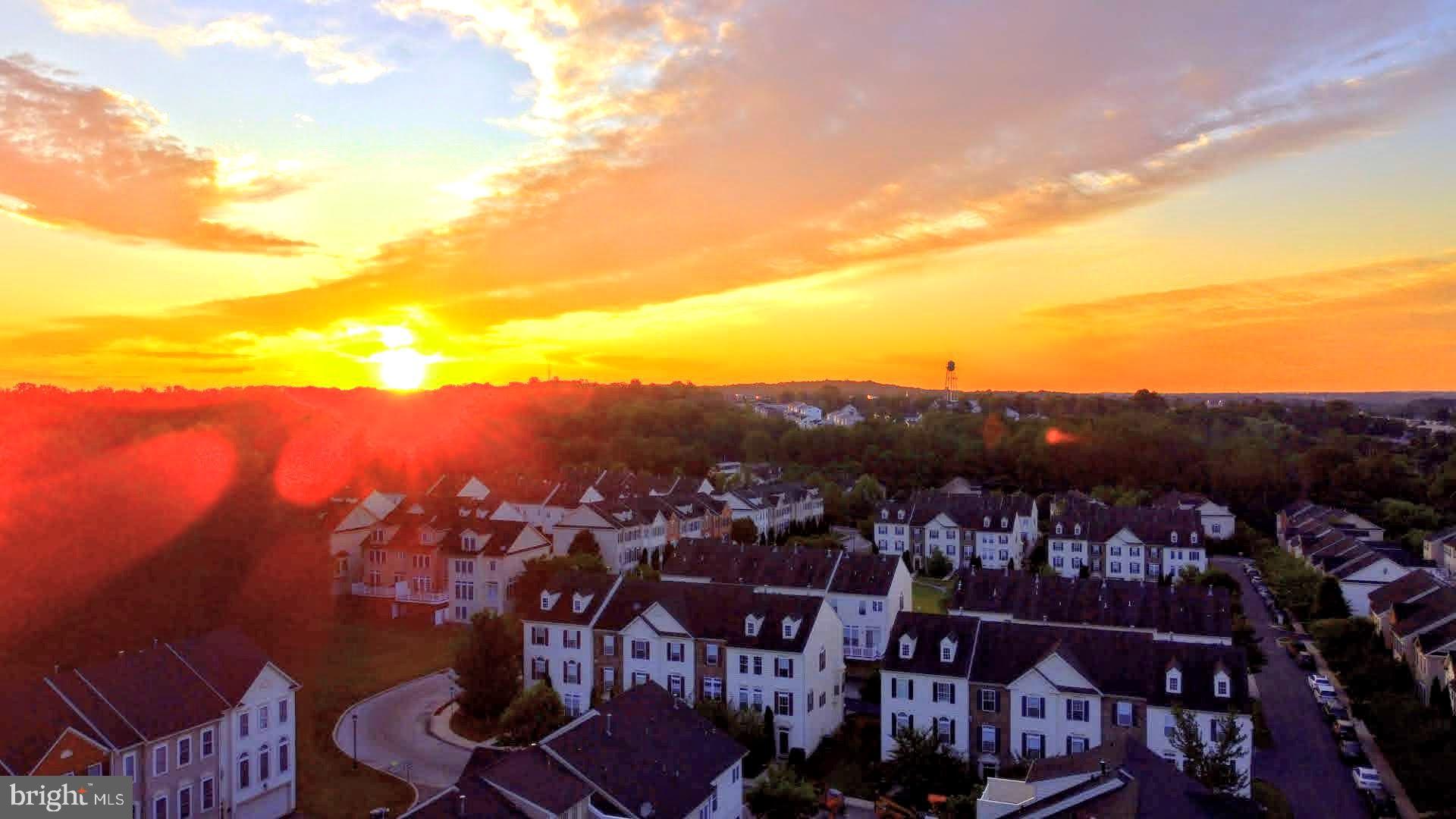 NORTHRIDGE VILLAGE - Residential