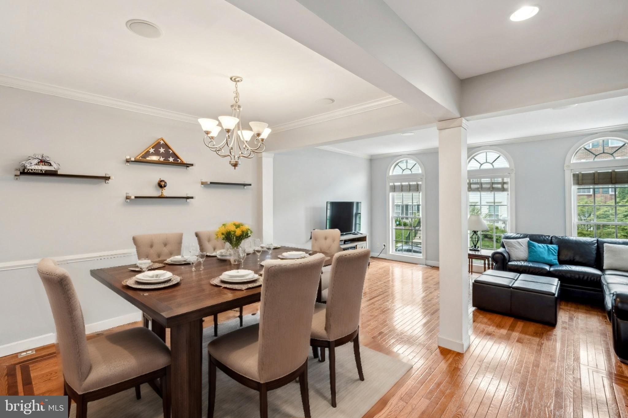 NORTHRIDGE VILLAGE - Residential